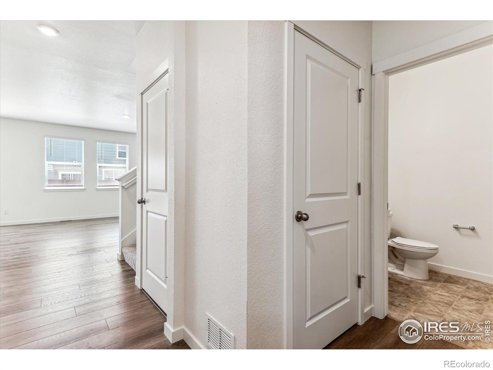 MLS Image #4 for 217  sparrow drive,johnstown, Colorado