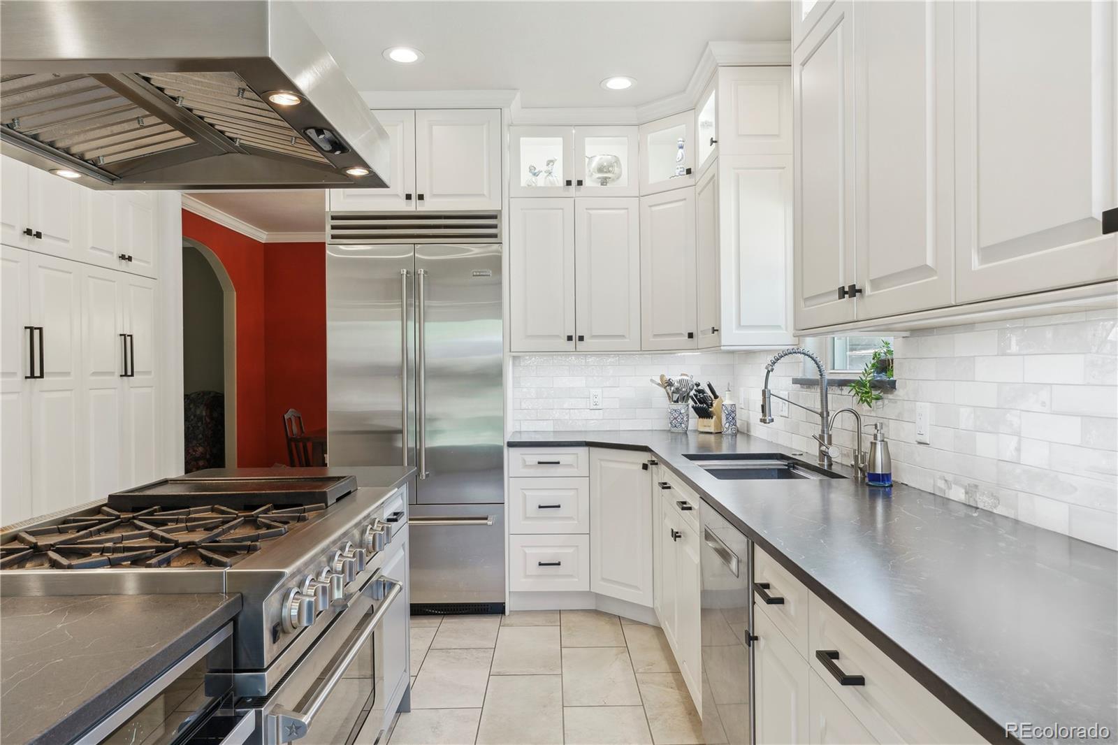 MLS Image #8 for 7701  rollins drive,larkspur, Colorado