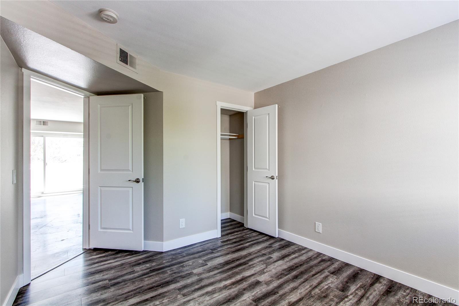 MLS Image #14 for 5250 s huron way,littleton, Colorado
