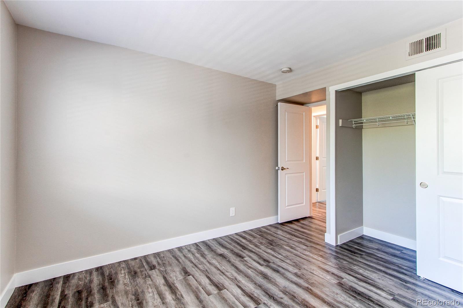MLS Image #23 for 5250 s huron way,littleton, Colorado