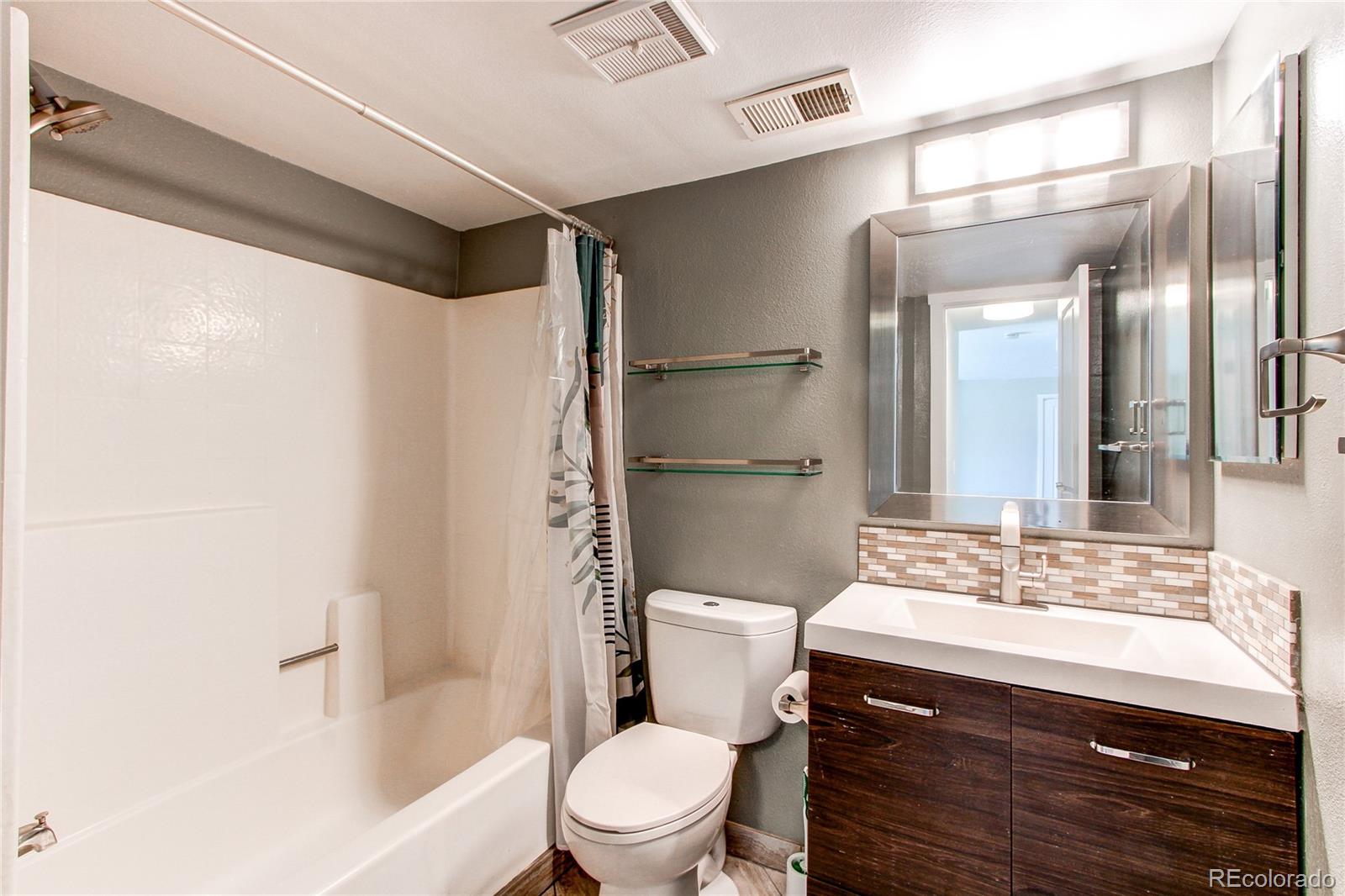 MLS Image #25 for 5250 s huron way,littleton, Colorado
