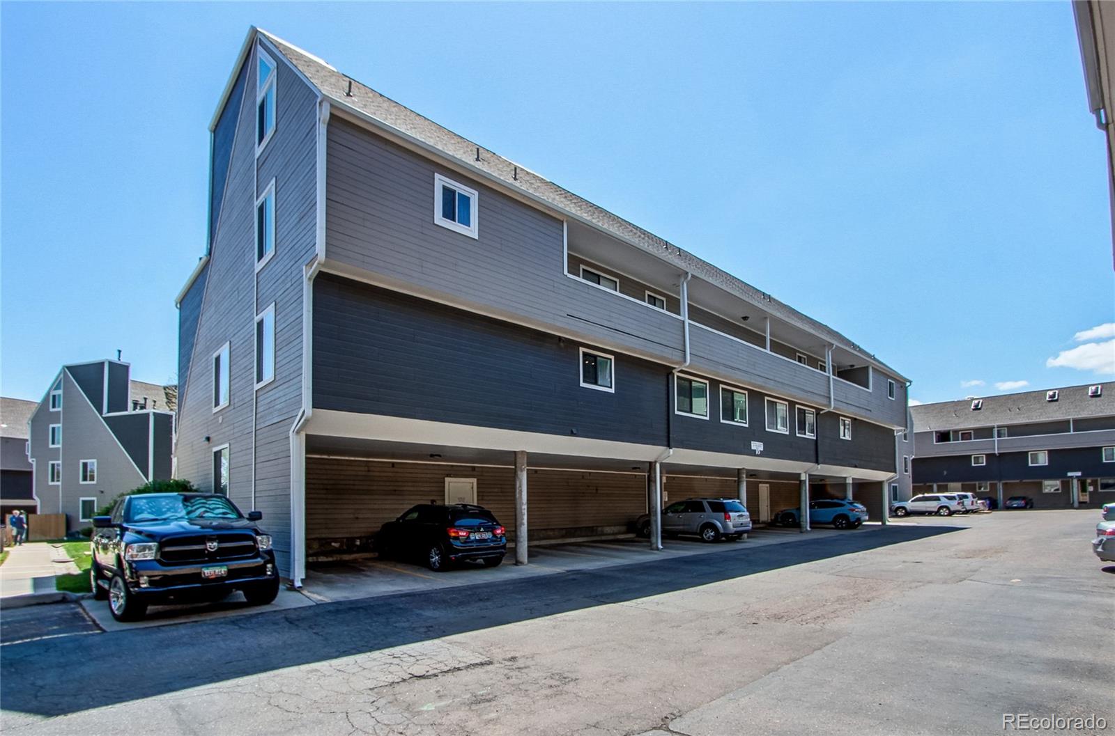 MLS Image #29 for 5250 s huron way,littleton, Colorado