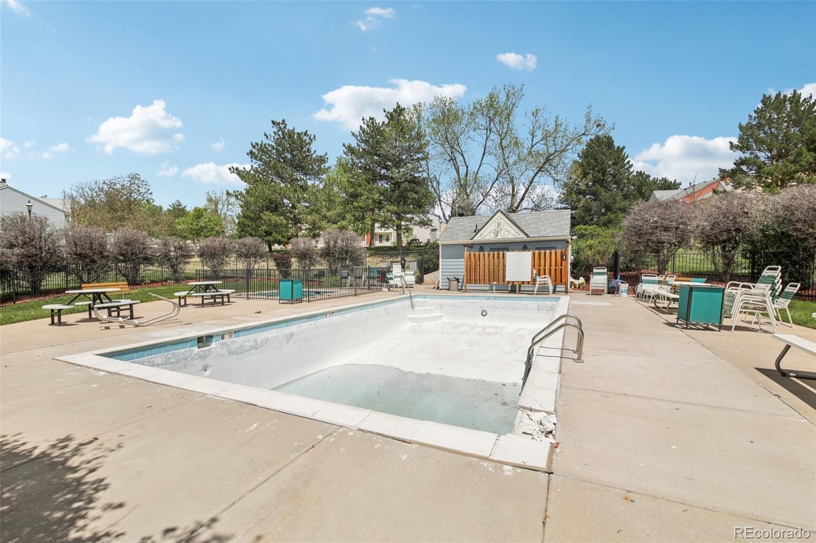 MLS Image #33 for 6722 s independence street,littleton, Colorado
