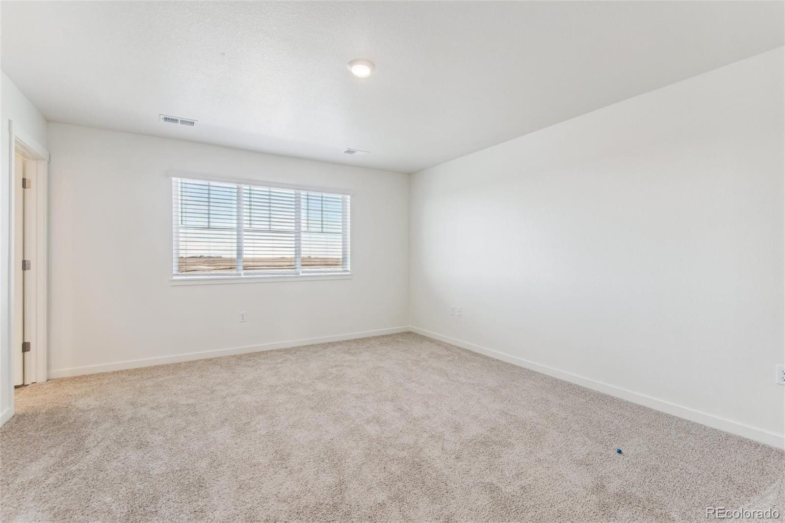 MLS Image #12 for 28610 e 8th place,watkins, Colorado