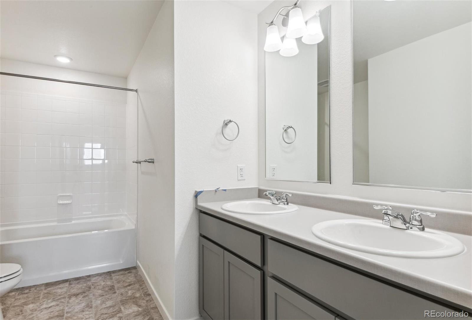 MLS Image #23 for 28610 e 8th place,watkins, Colorado
