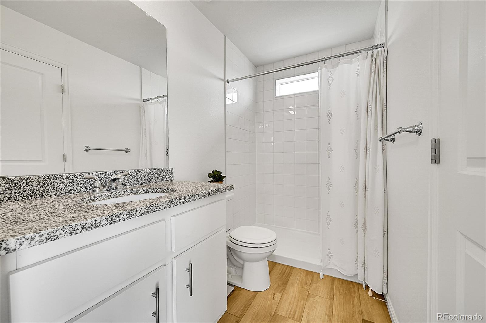 MLS Image #13 for 5147 n waco street,denver, Colorado