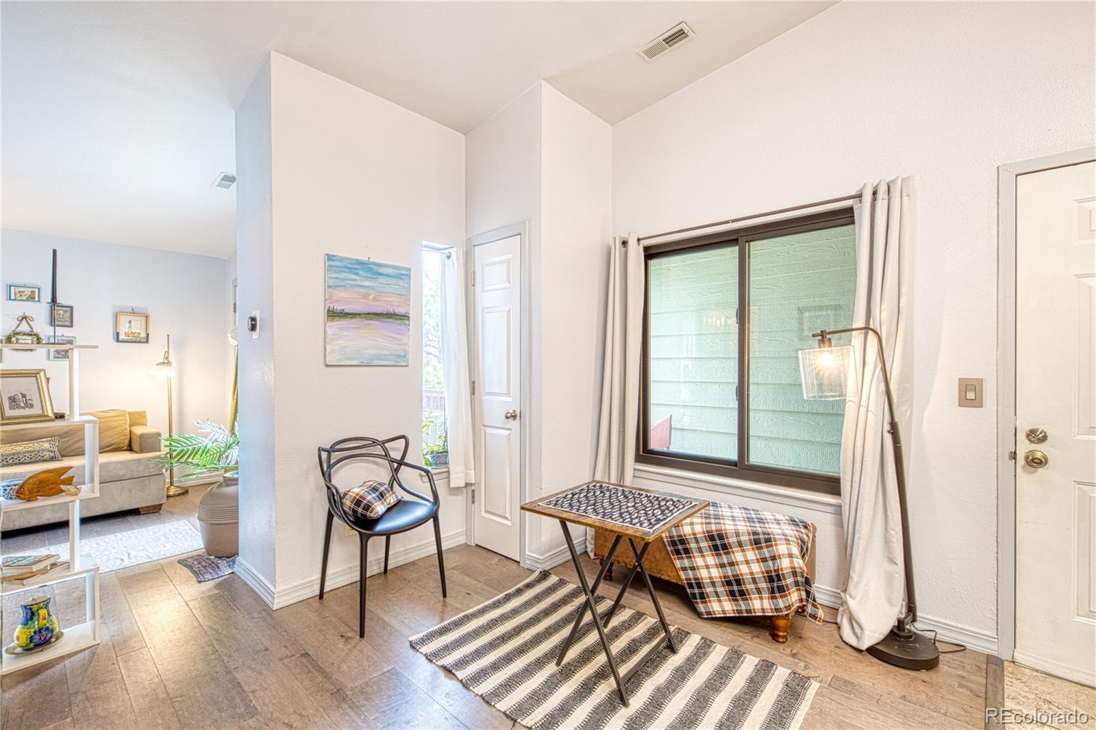MLS Image #2 for 919 s dawson way,aurora, Colorado