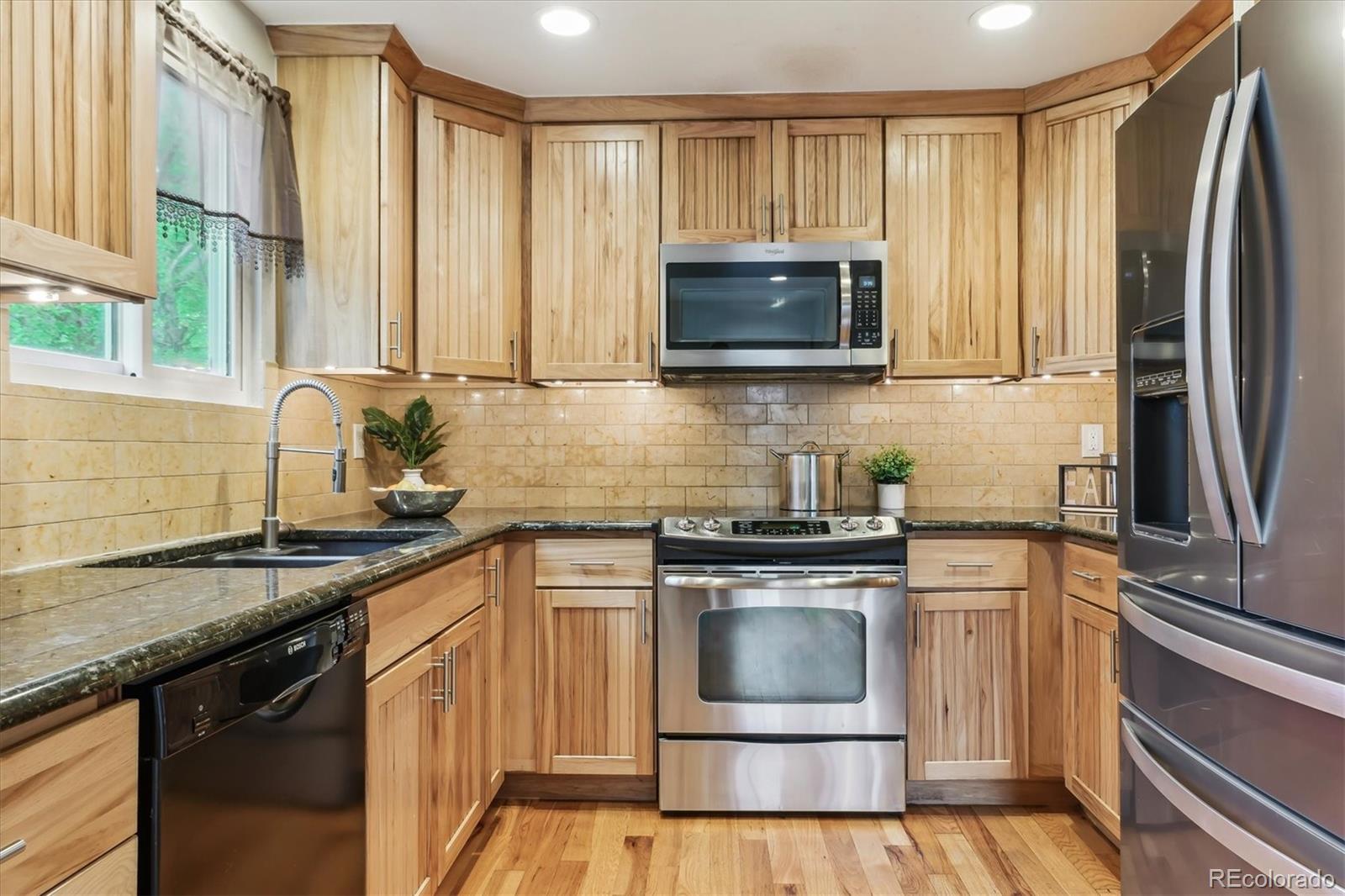 MLS Image #7 for 156 s lindsey street,castle rock, Colorado
