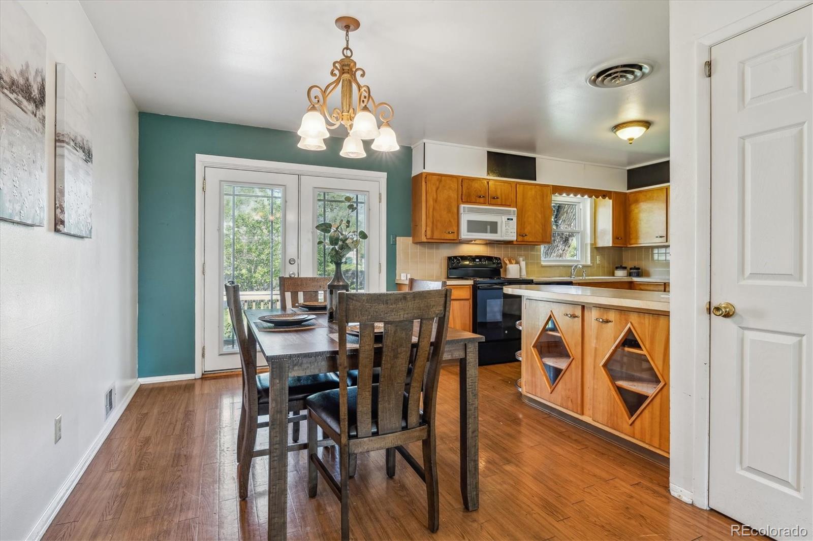 MLS Image #11 for 6882  moore street,arvada, Colorado