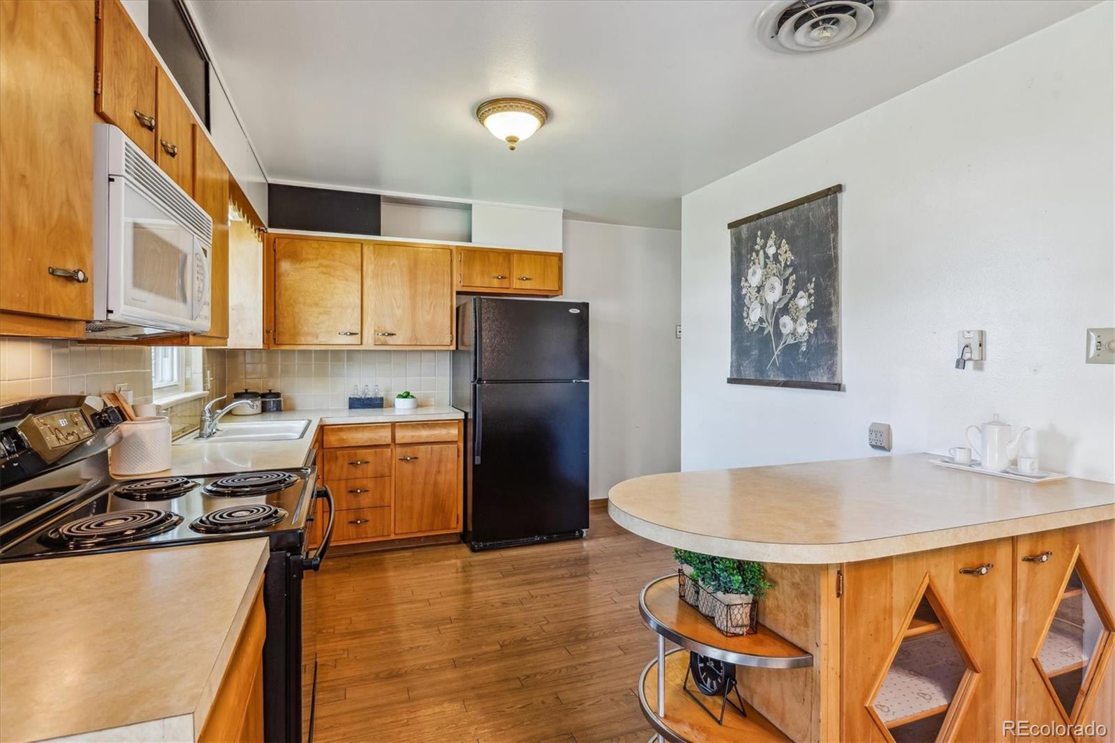 MLS Image #13 for 6882  moore street,arvada, Colorado