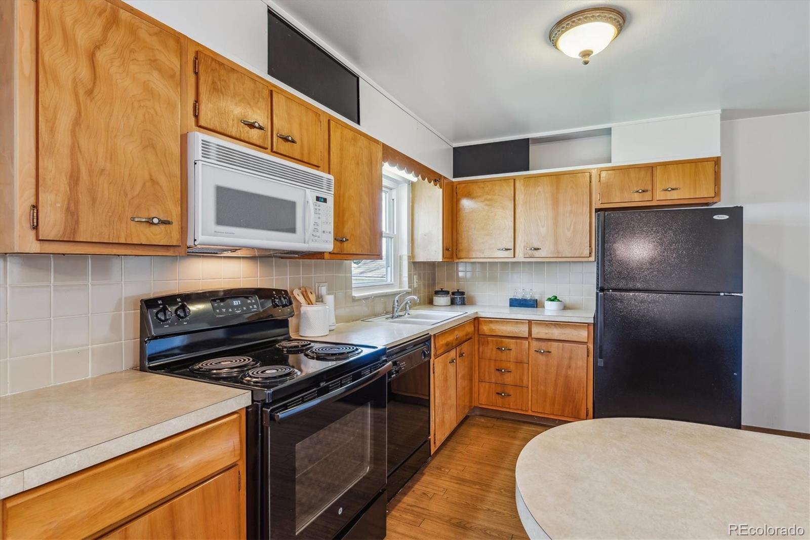 MLS Image #14 for 6882  moore street,arvada, Colorado