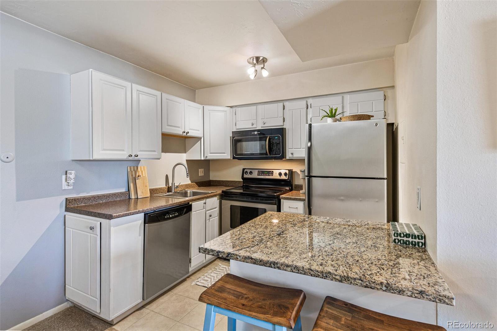 MLS Image #11 for 5300 e cherry creek south drive,denver, Colorado