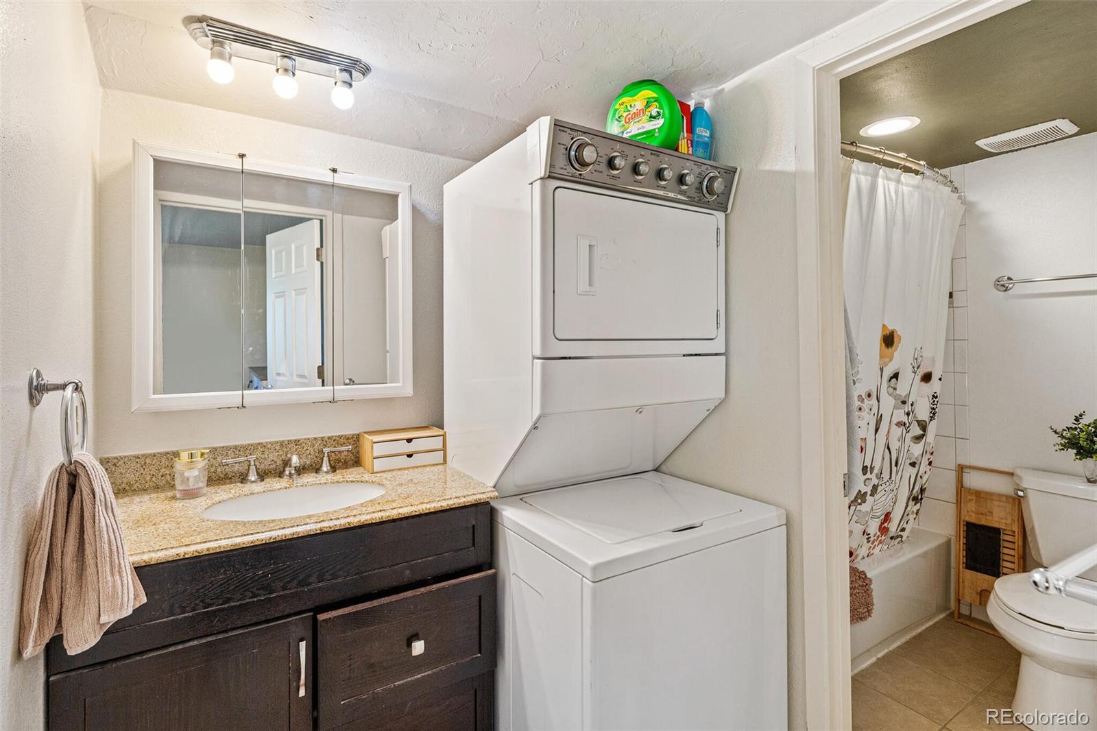 MLS Image #20 for 5300 e cherry creek south drive,denver, Colorado