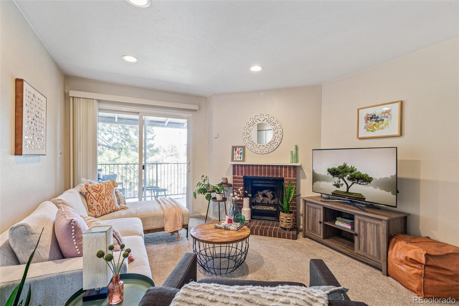 MLS Image #7 for 5300 e cherry creek south drive,denver, Colorado