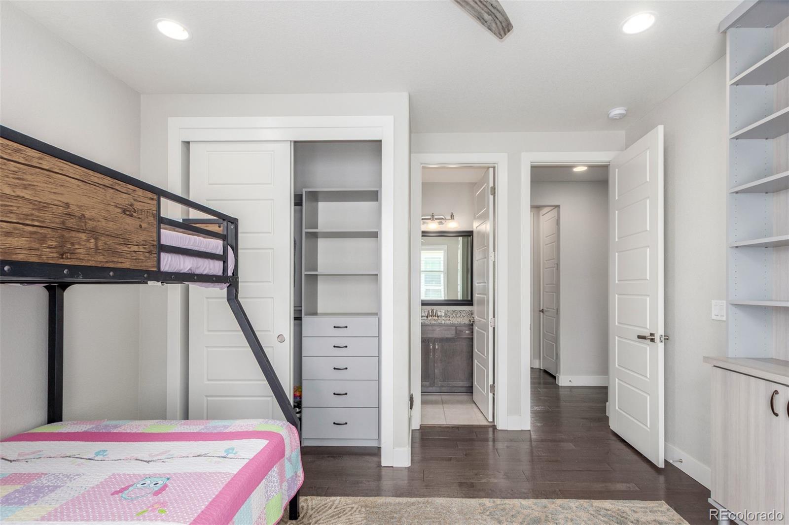 MLS Image #17 for 15843 e broncos place,englewood, Colorado