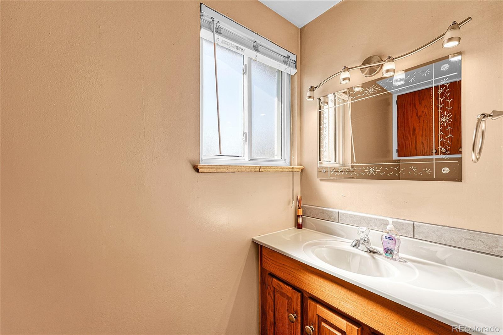 MLS Image #15 for 6018  owens street,arvada, Colorado