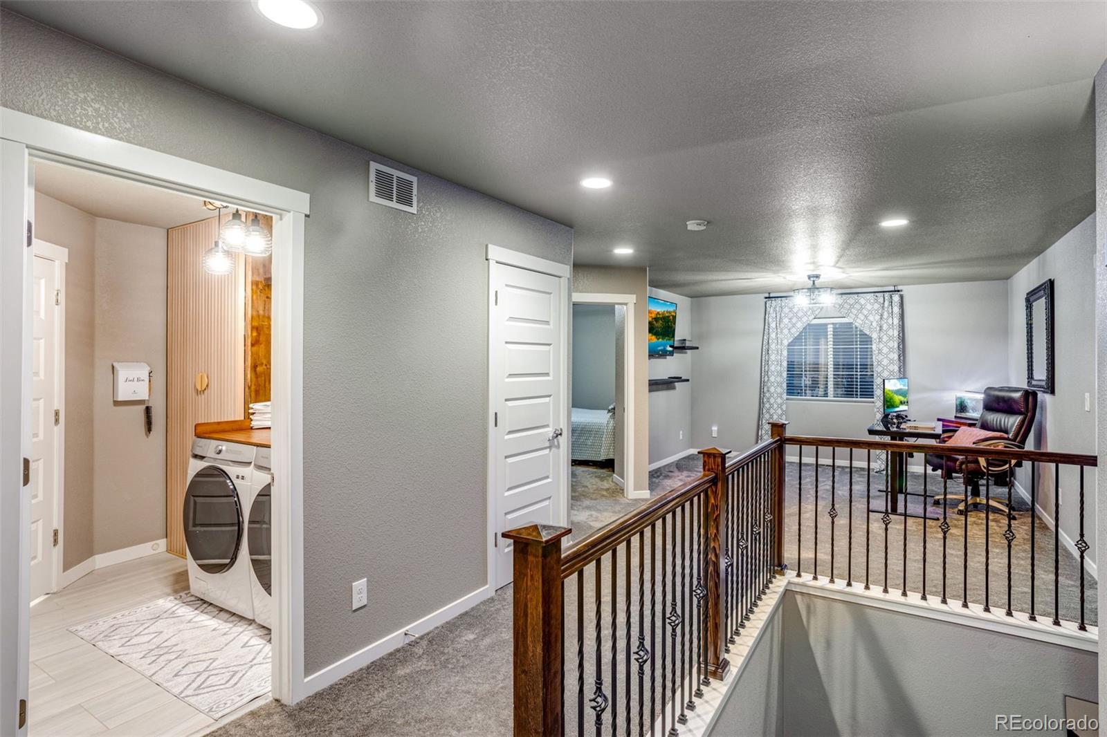 MLS Image #14 for 2079  covered bridge parkway,windsor, Colorado