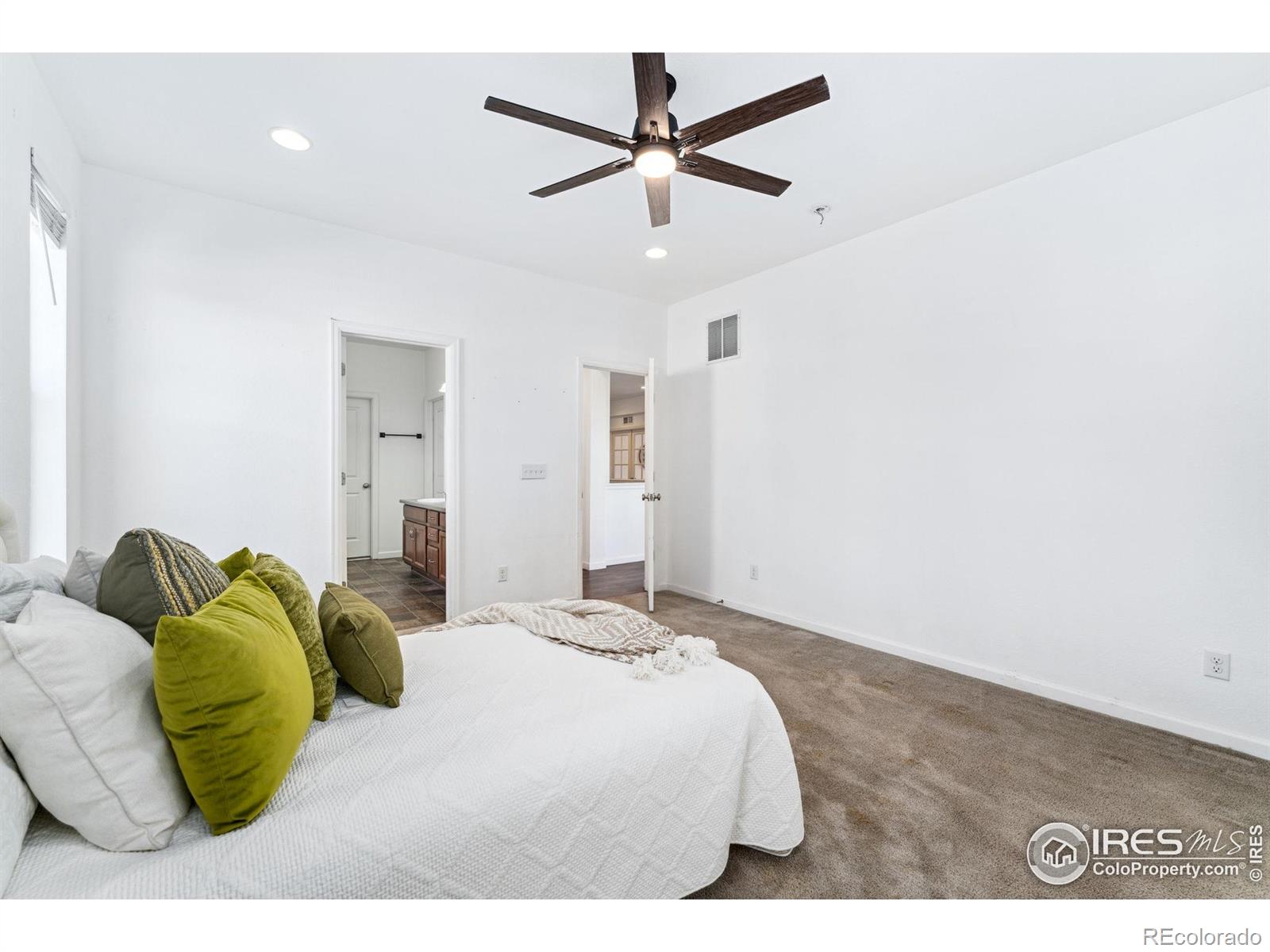 MLS Image #17 for 2422 e 156th place,thornton, Colorado