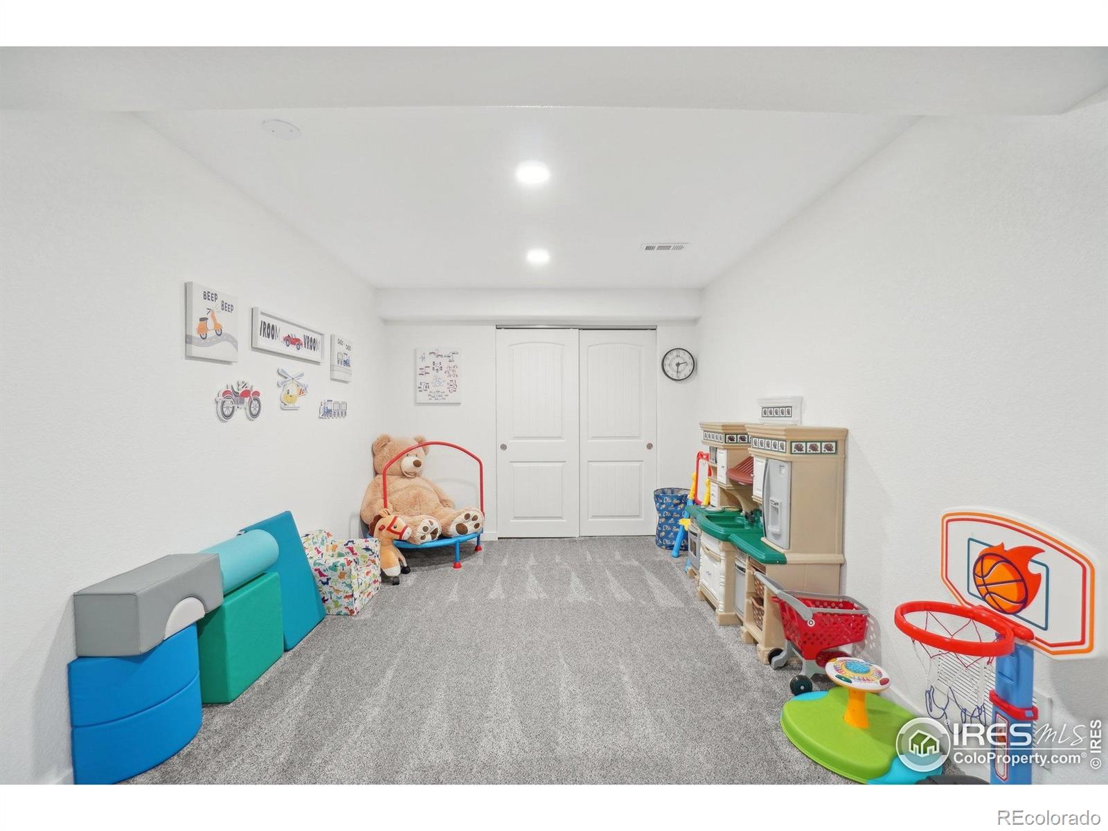 MLS Image #26 for 317  boulder lane,johnstown, Colorado