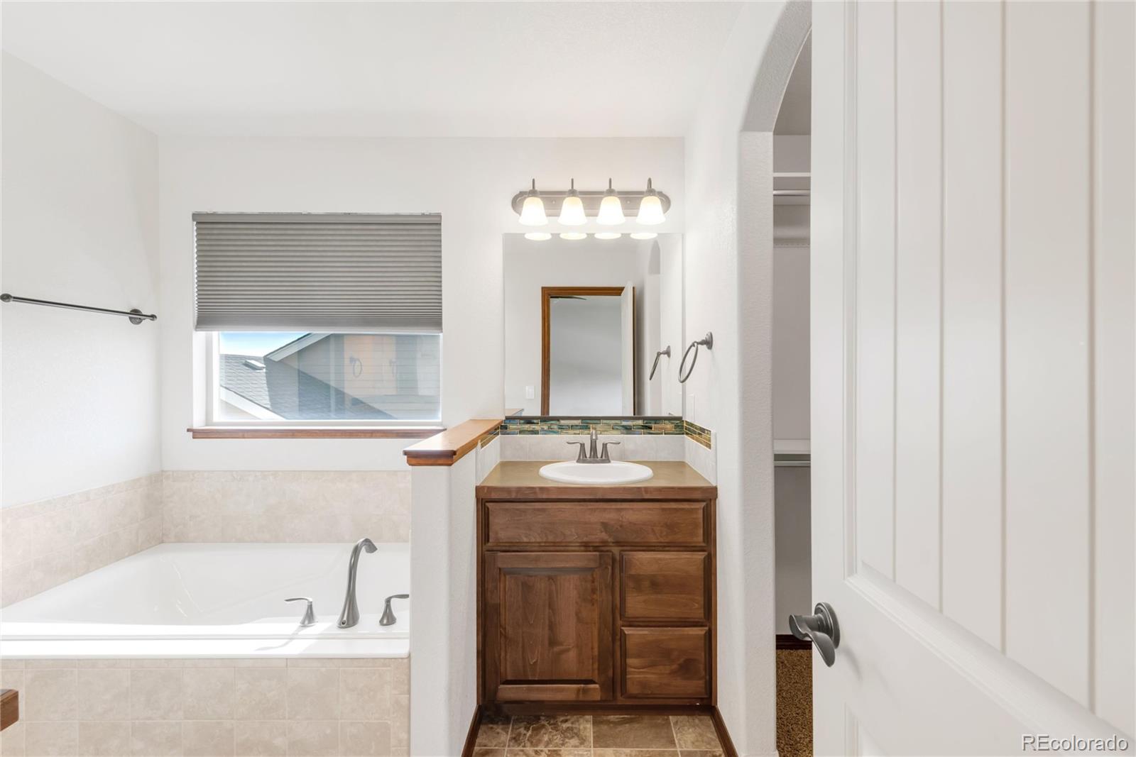 MLS Image #25 for 1507  alpine avenue,berthoud, Colorado