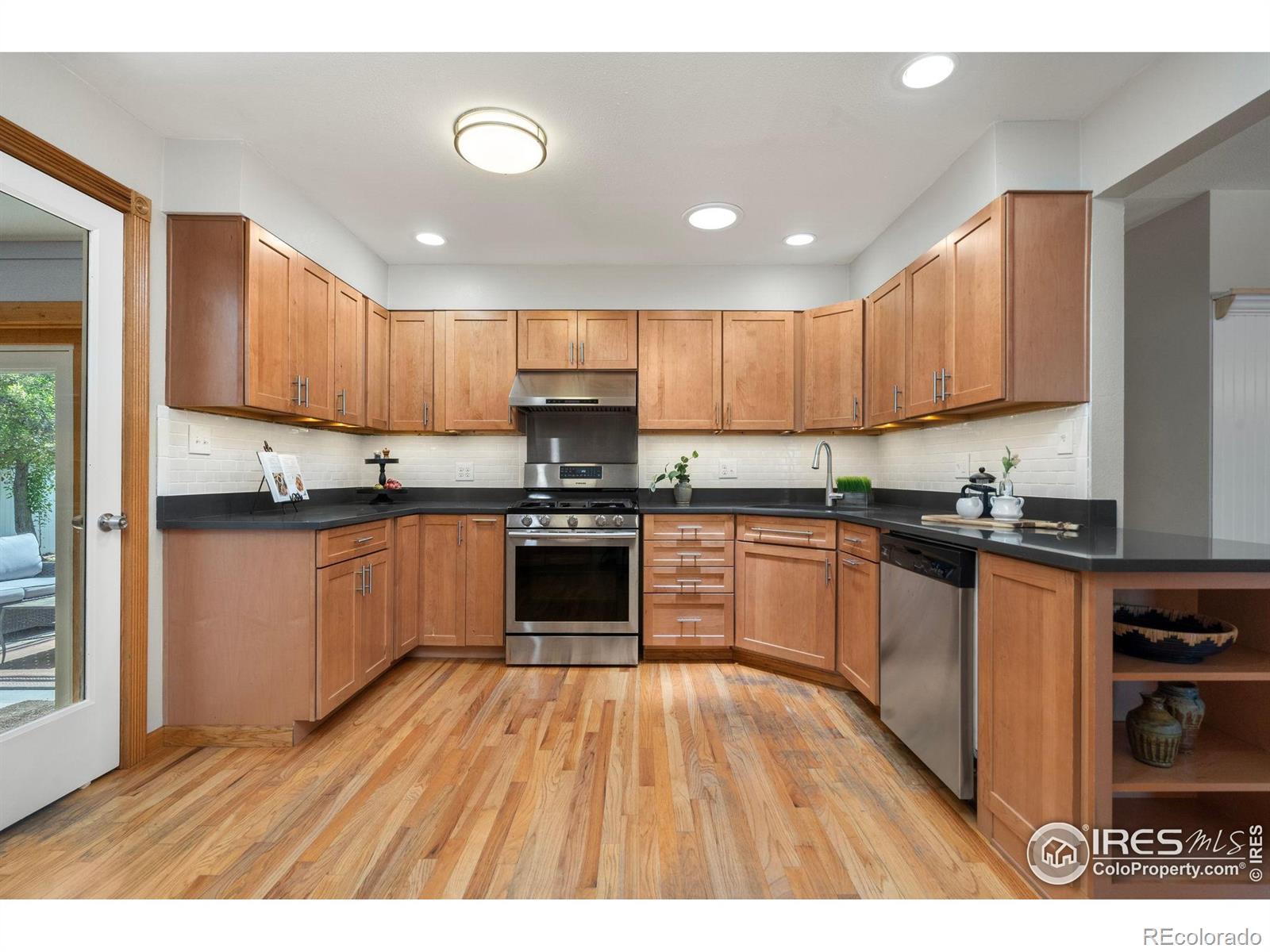 MLS Image #7 for 215  maple court,windsor, Colorado