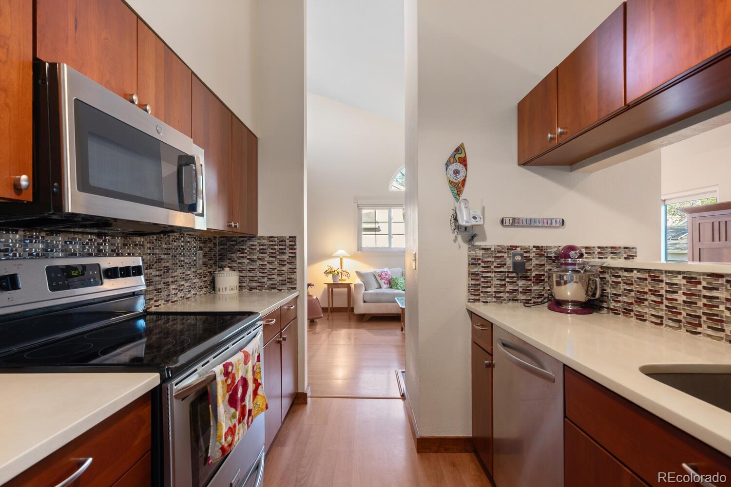 MLS Image #7 for 1470 s quebec way,denver, Colorado
