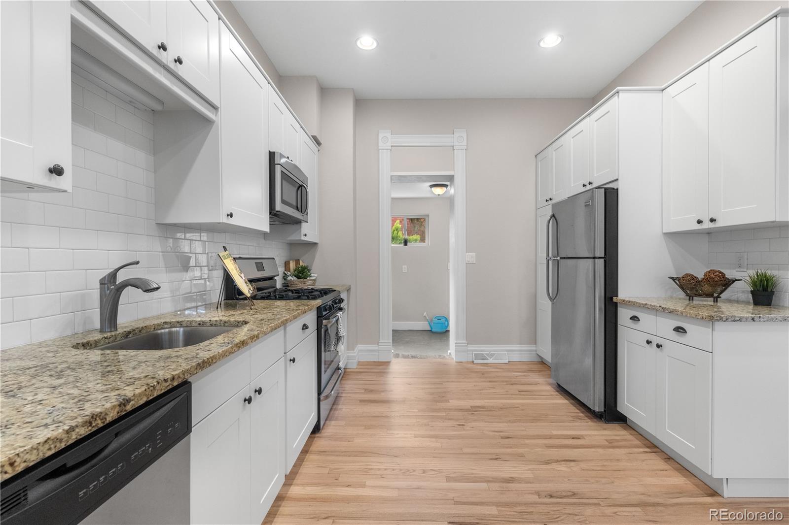 MLS Image #8 for 328 e dakota avenue,denver, Colorado