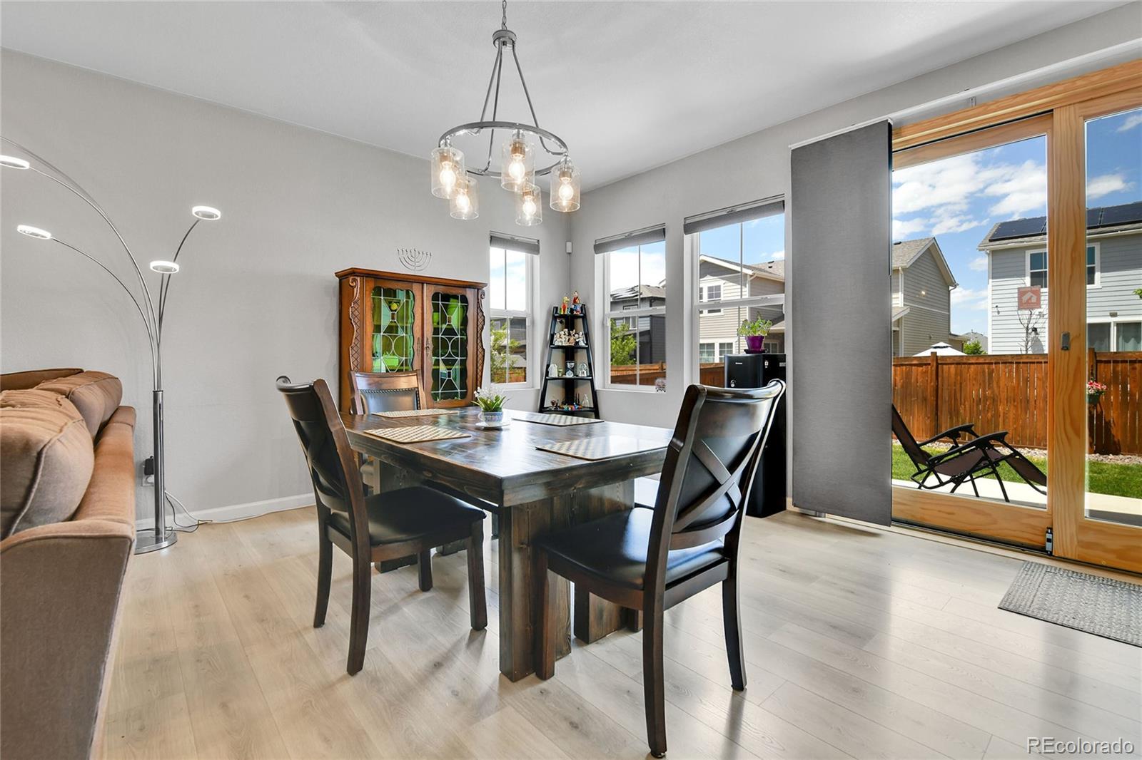 MLS Image #9 for 27853 e 8th avenue,aurora, Colorado