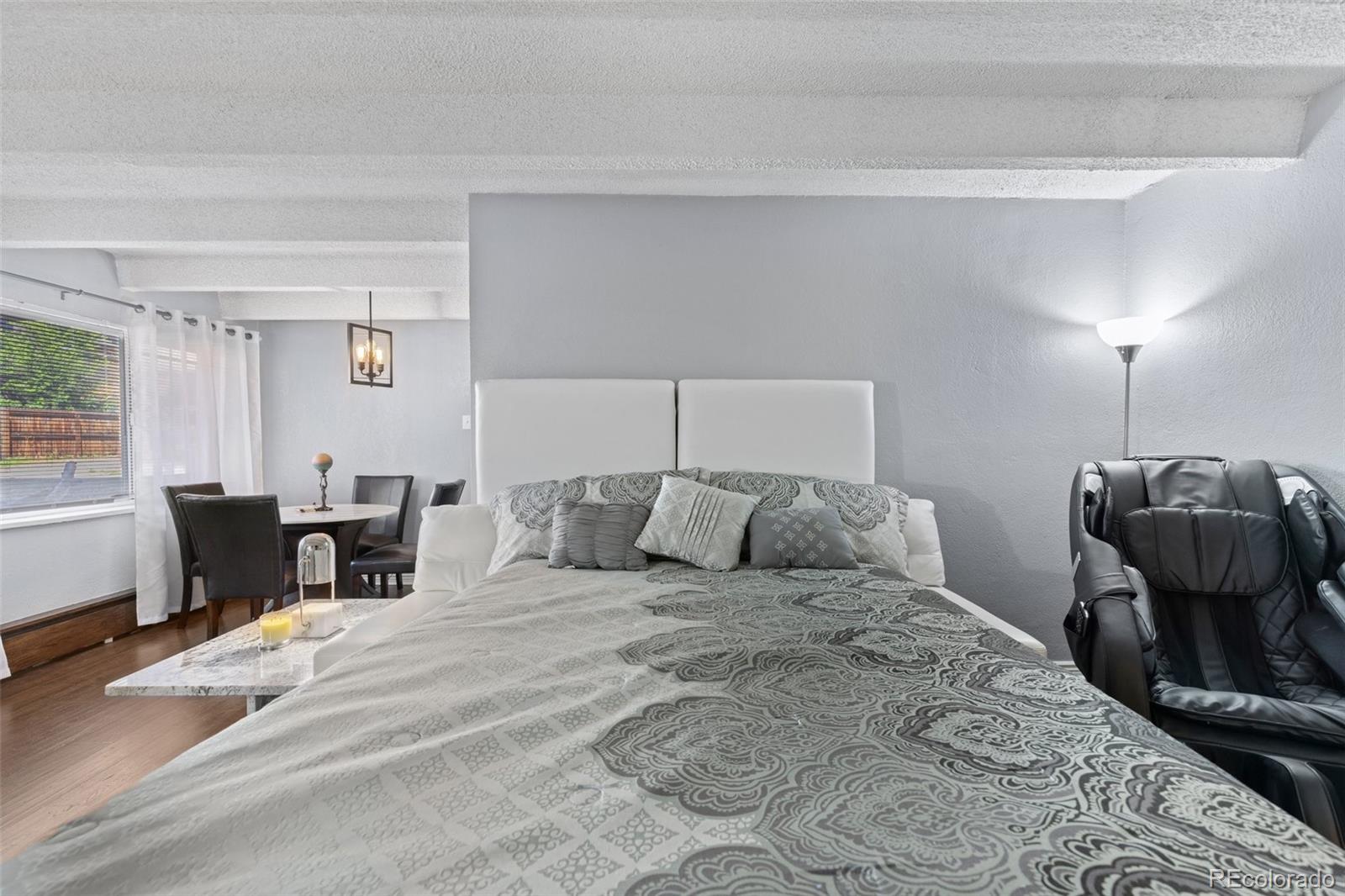 MLS Image #7 for 200 n pearl street,denver, Colorado
