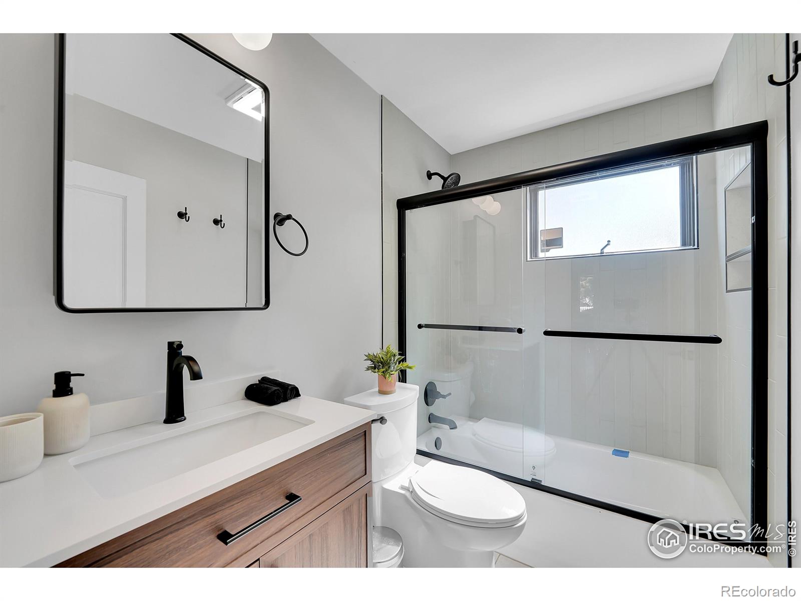 MLS Image #13 for 714 s longmont avenue,lafayette, Colorado