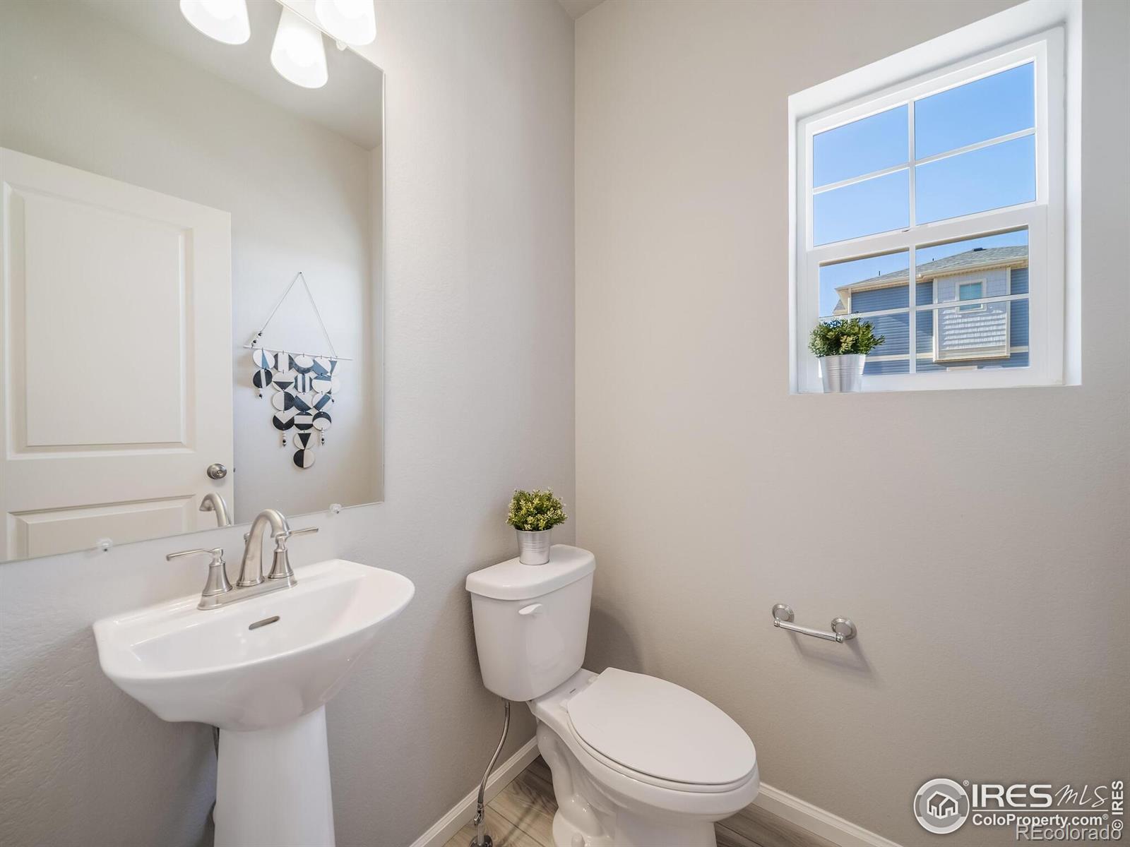 MLS Image #10 for 3392  streamwood drive,johnstown, Colorado