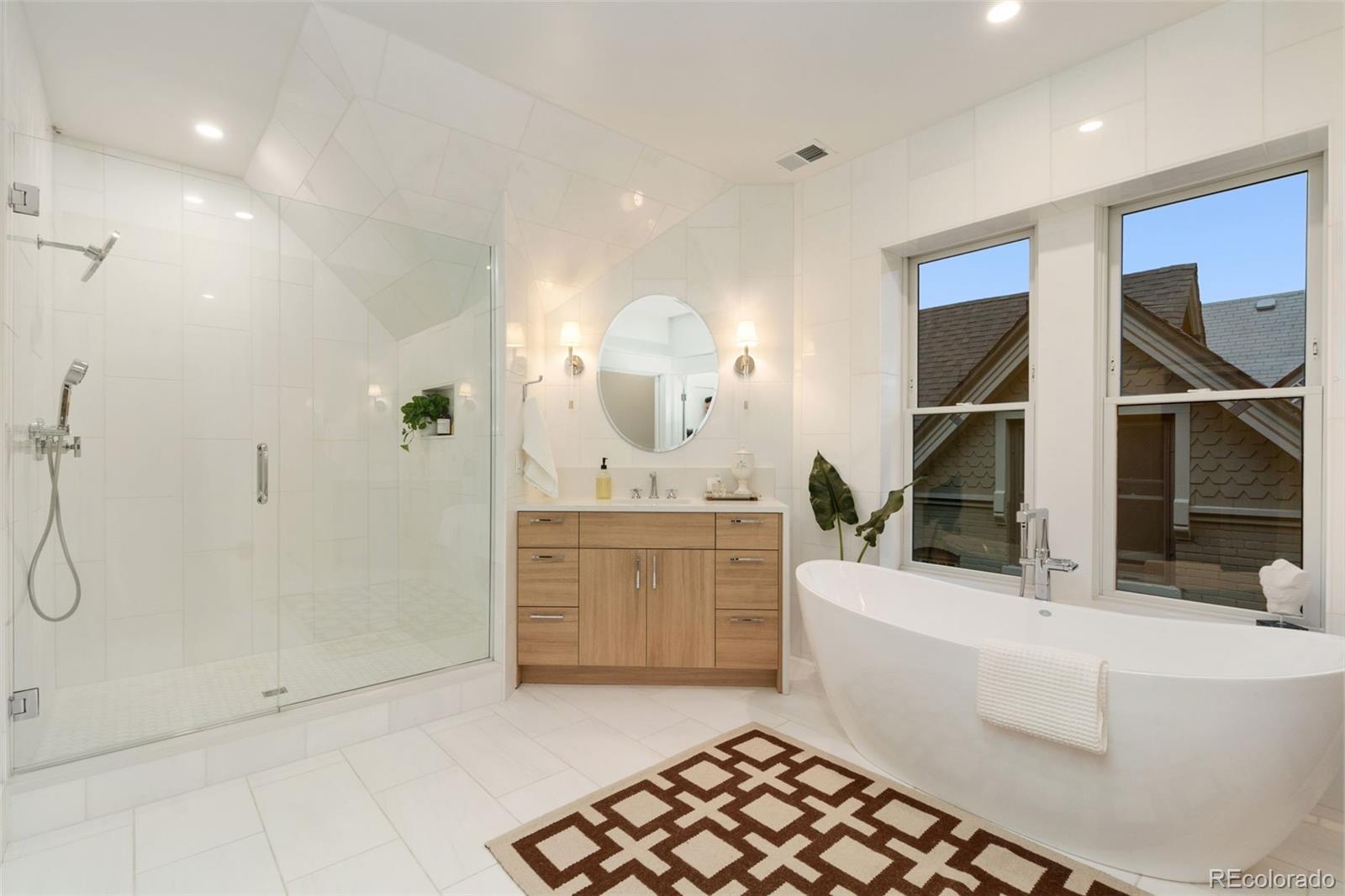 MLS Image #22 for 2351 n emerson street,denver, Colorado