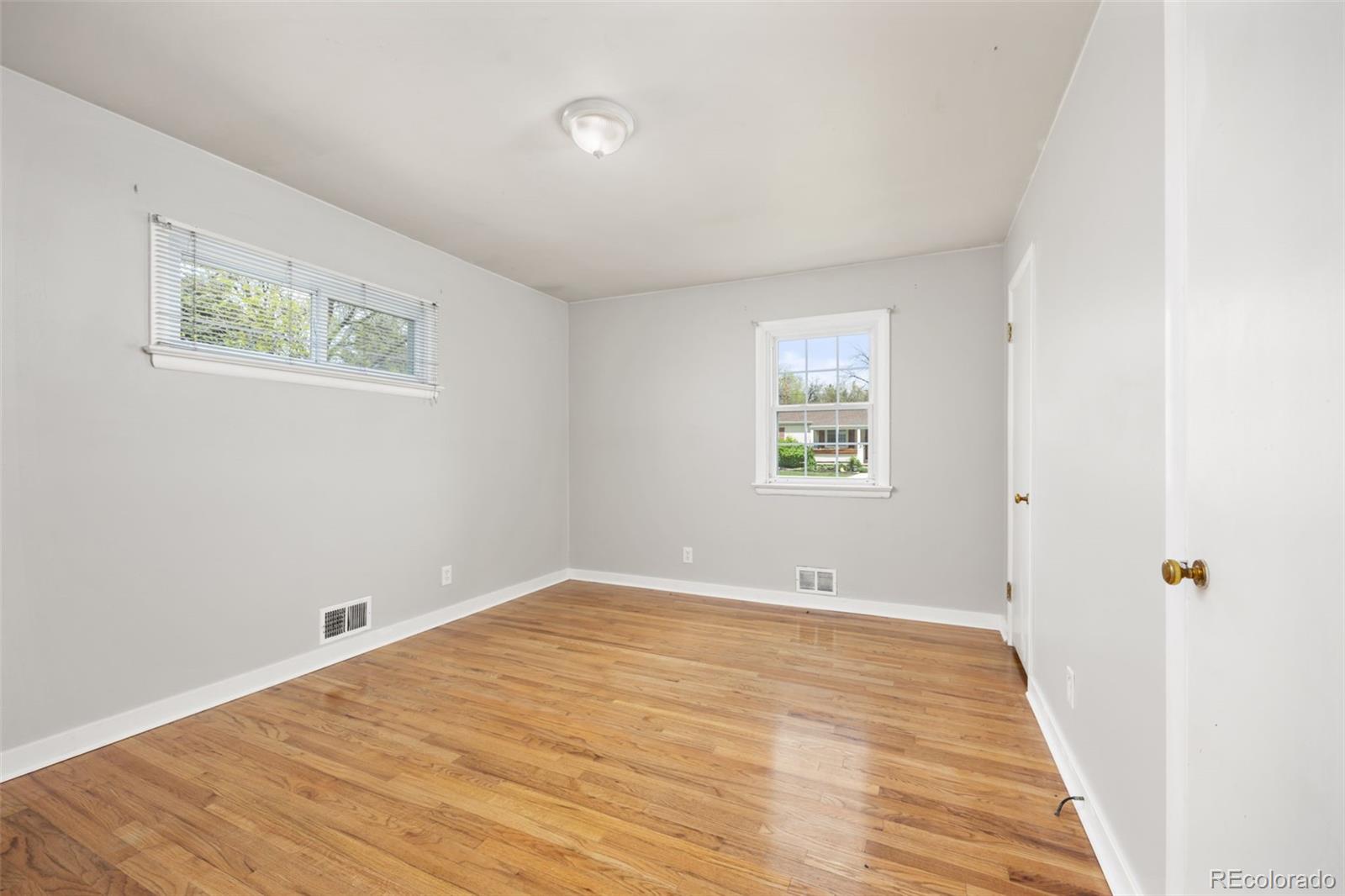 MLS Image #17 for 2921 s holly place,denver, Colorado