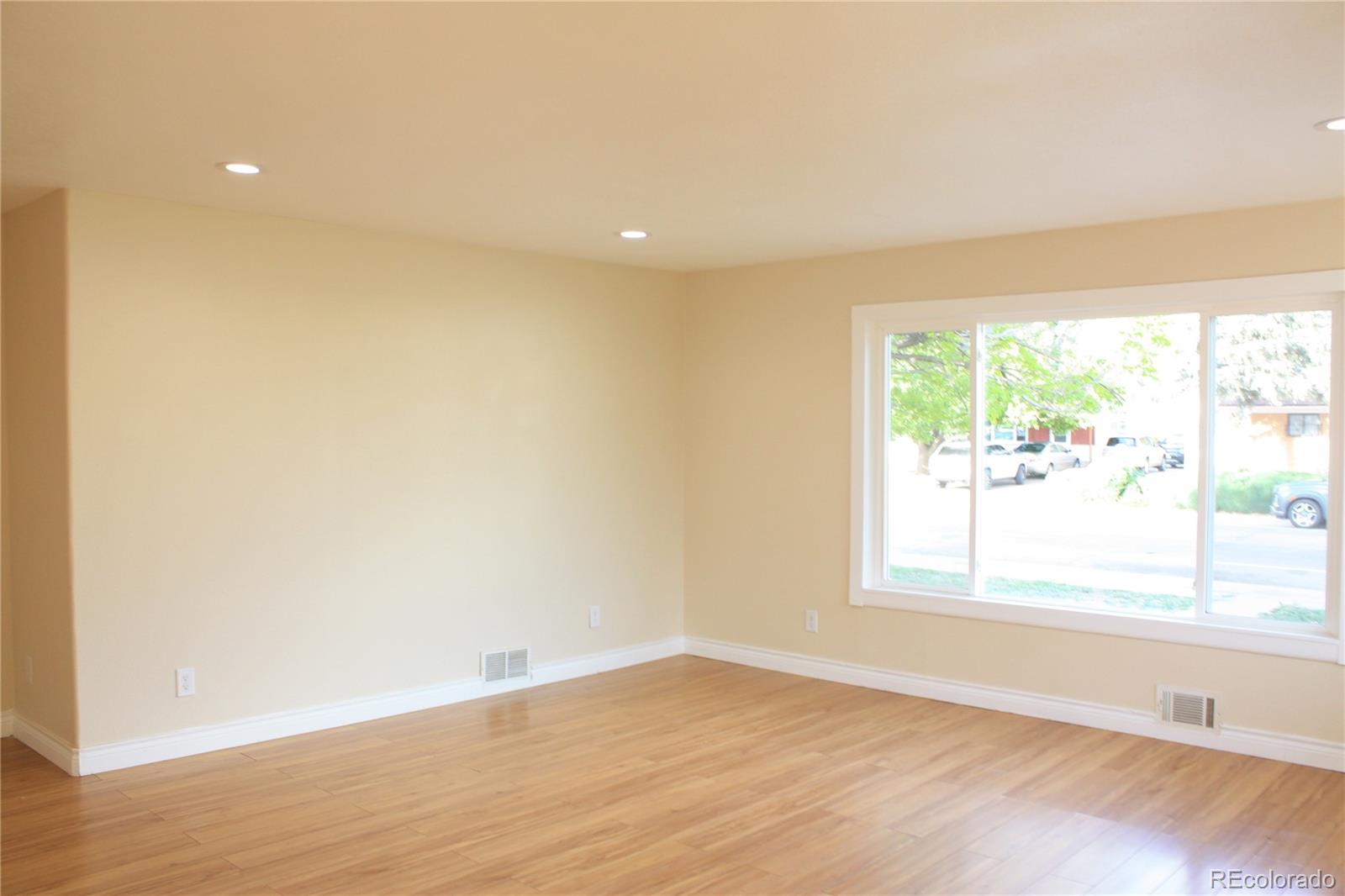 MLS Image #14 for 2029  hollywood drive,pueblo, Colorado