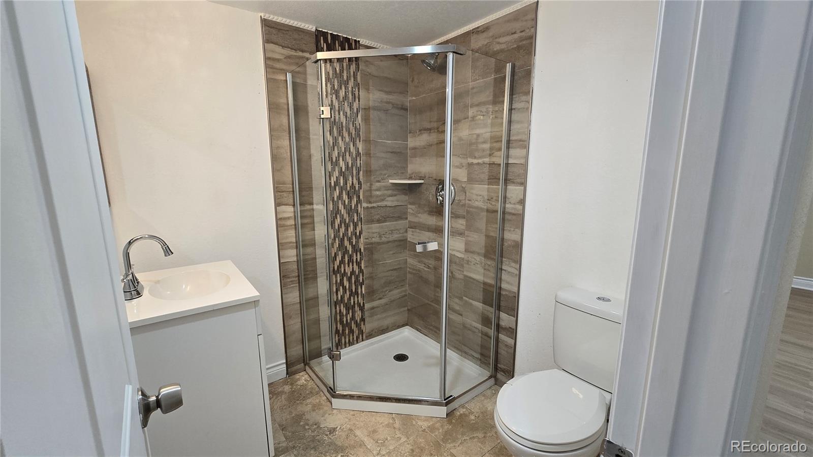 MLS Image #32 for 2029  hollywood drive,pueblo, Colorado
