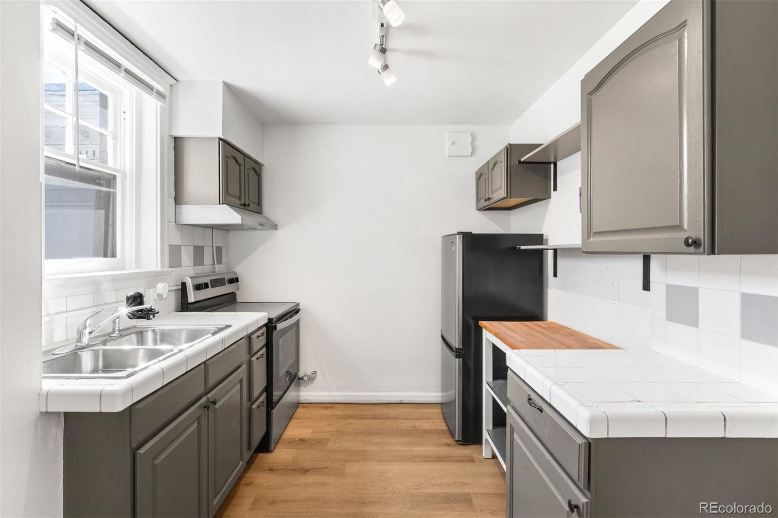 MLS Image #2 for 215 e 11th avenue d5,denver, Colorado