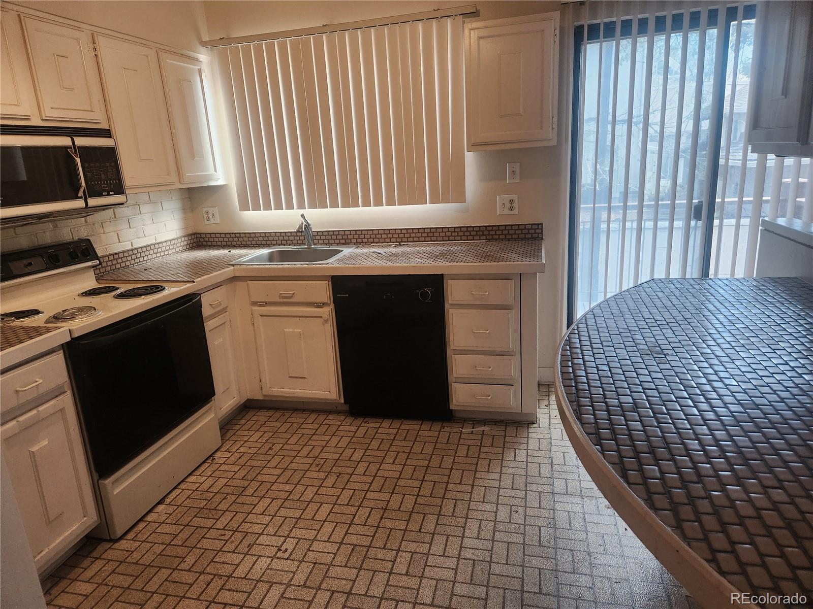MLS Image #5 for 805 e 7th avenue,denver, Colorado