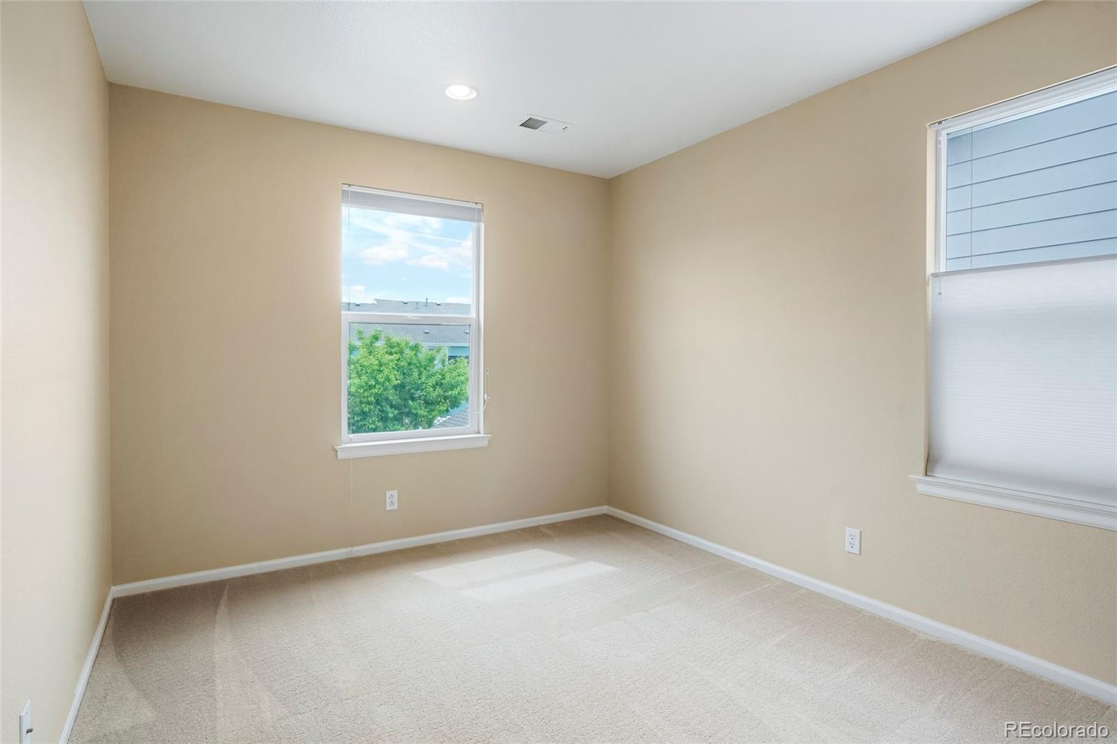 MLS Image #17 for 19029 e 58th avenue,denver, Colorado