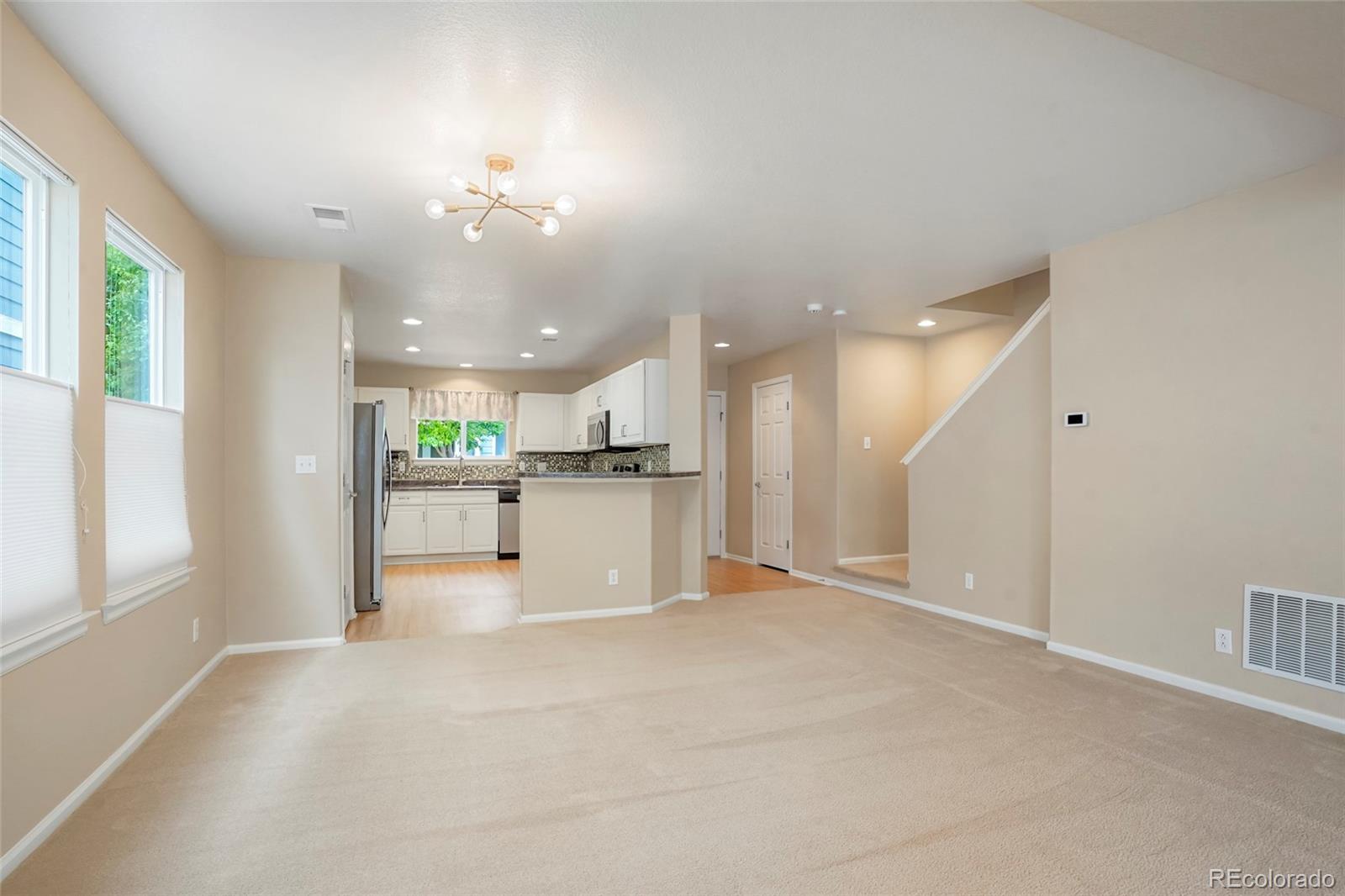 MLS Image #6 for 19029 e 58th avenue,denver, Colorado