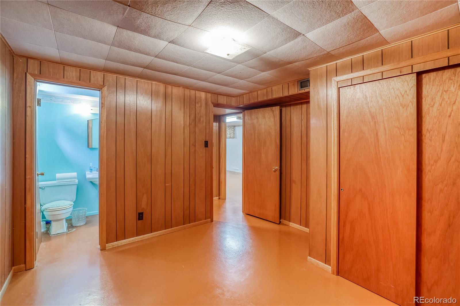 MLS Image #16 for 1669 s kearney street,denver, Colorado