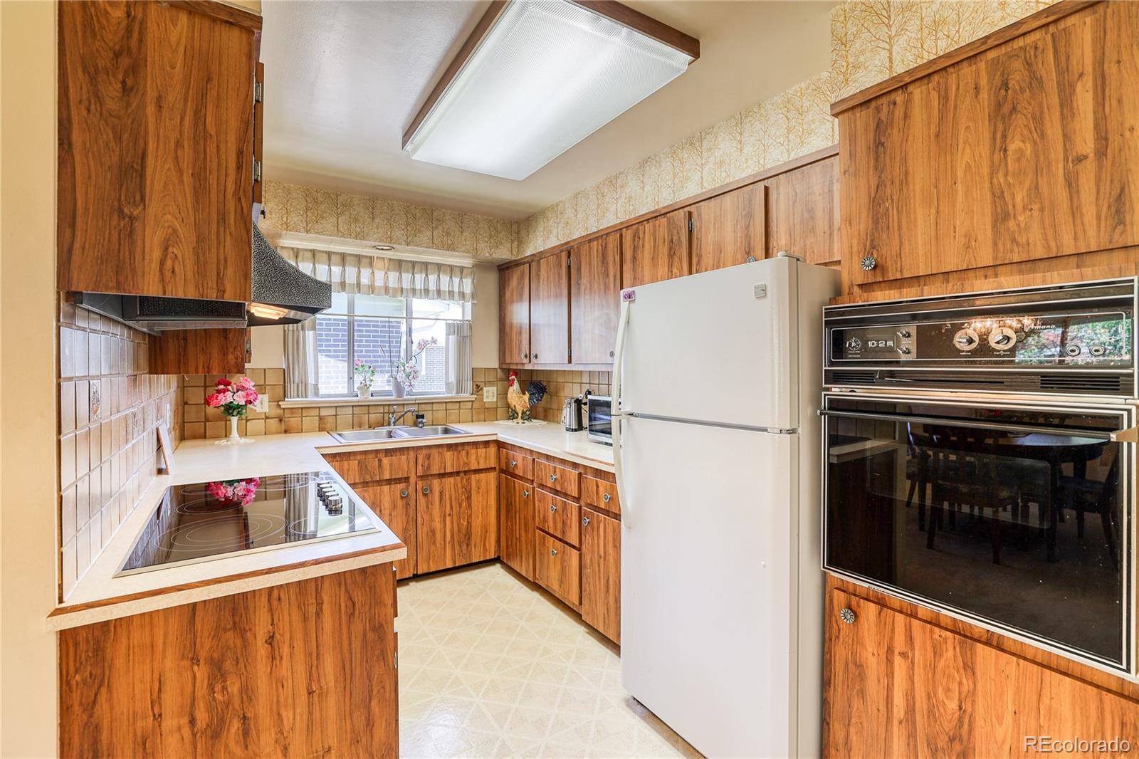 MLS Image #6 for 1669 s kearney street,denver, Colorado