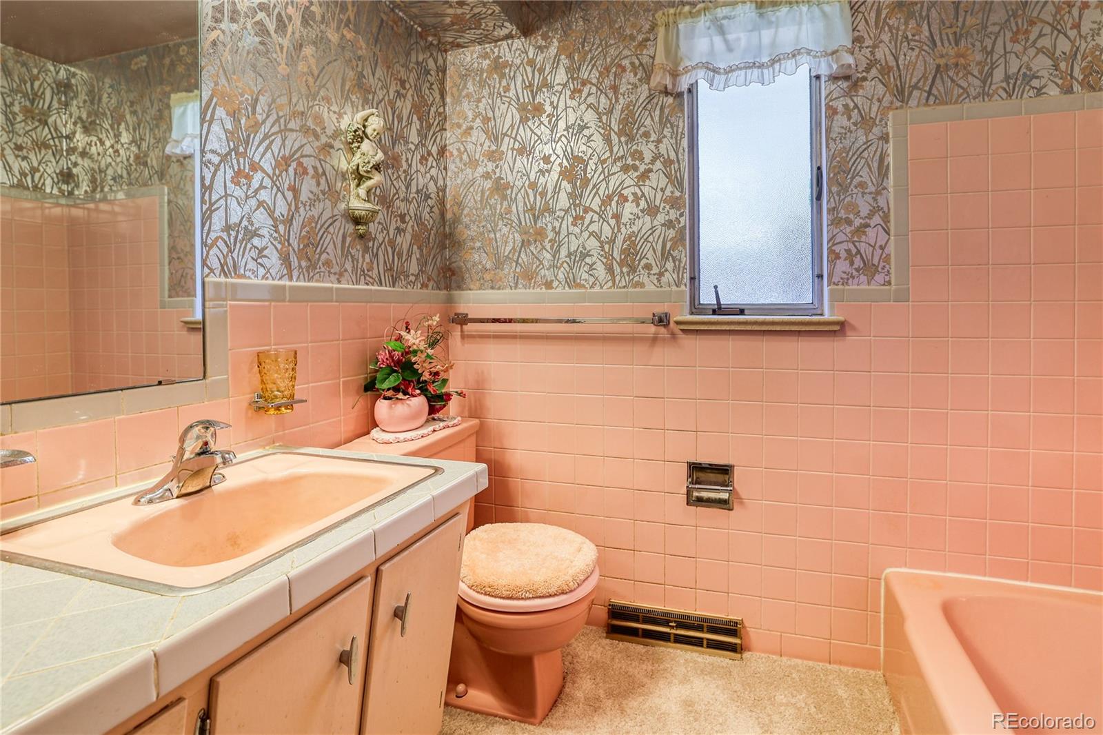 MLS Image #9 for 1669 s kearney street,denver, Colorado