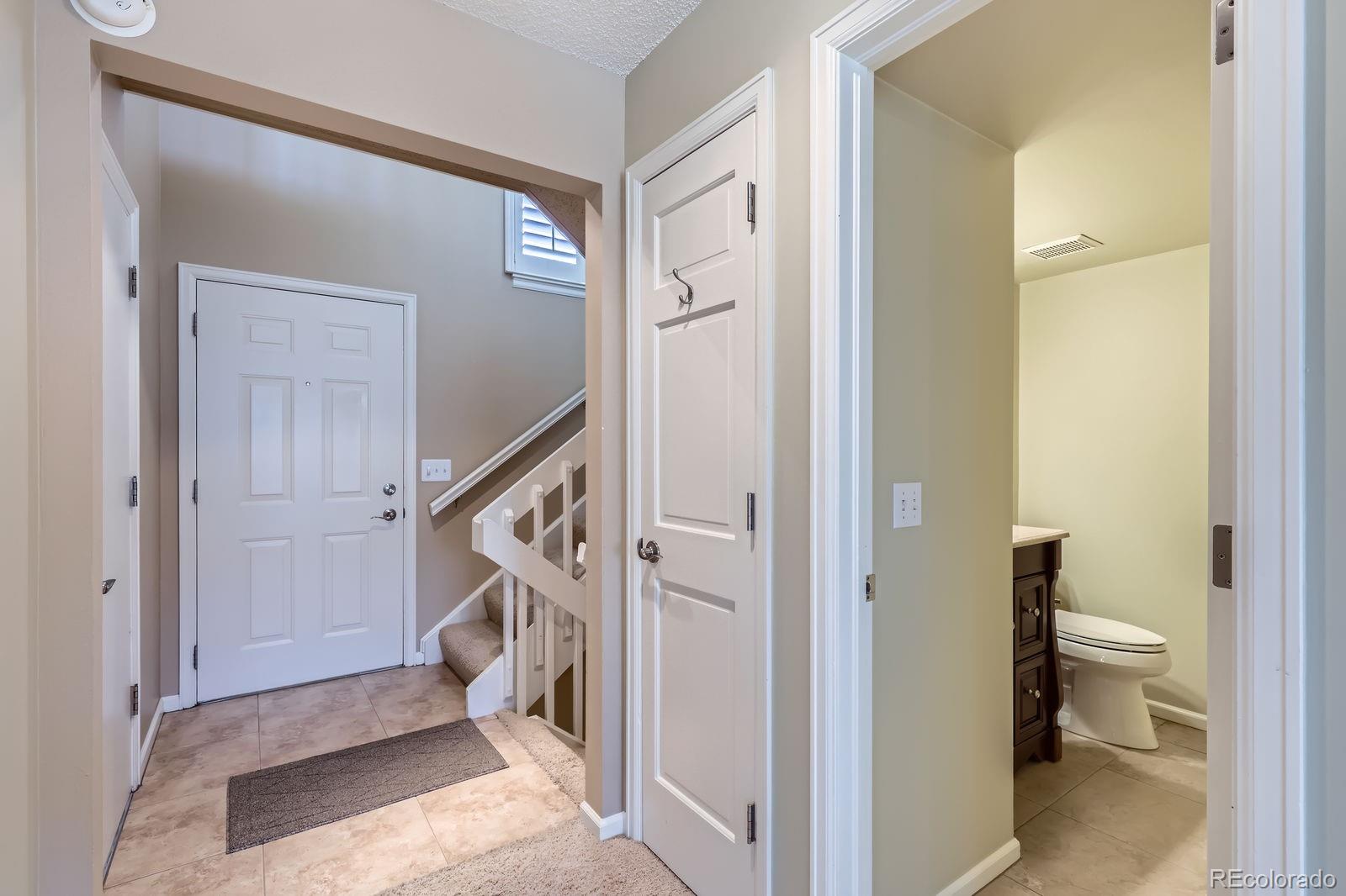 MLS Image #2 for 1470 s quebec way,denver, Colorado