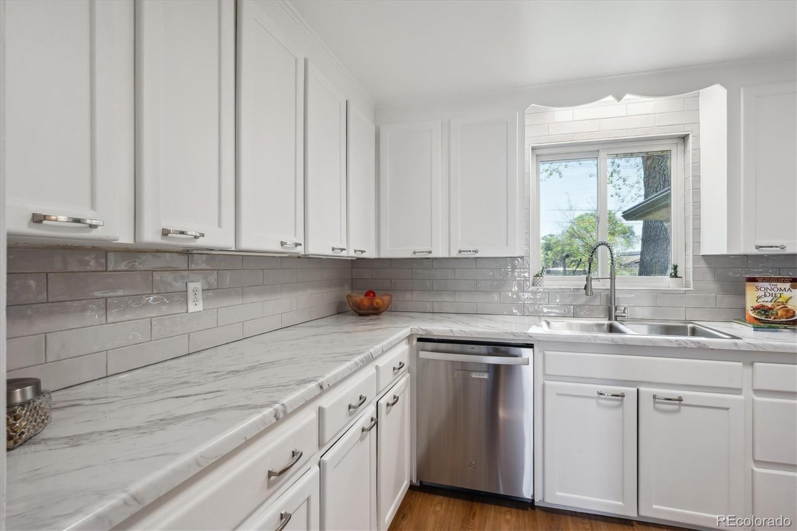 MLS Image #7 for 2330  yarrow street,lakewood, Colorado