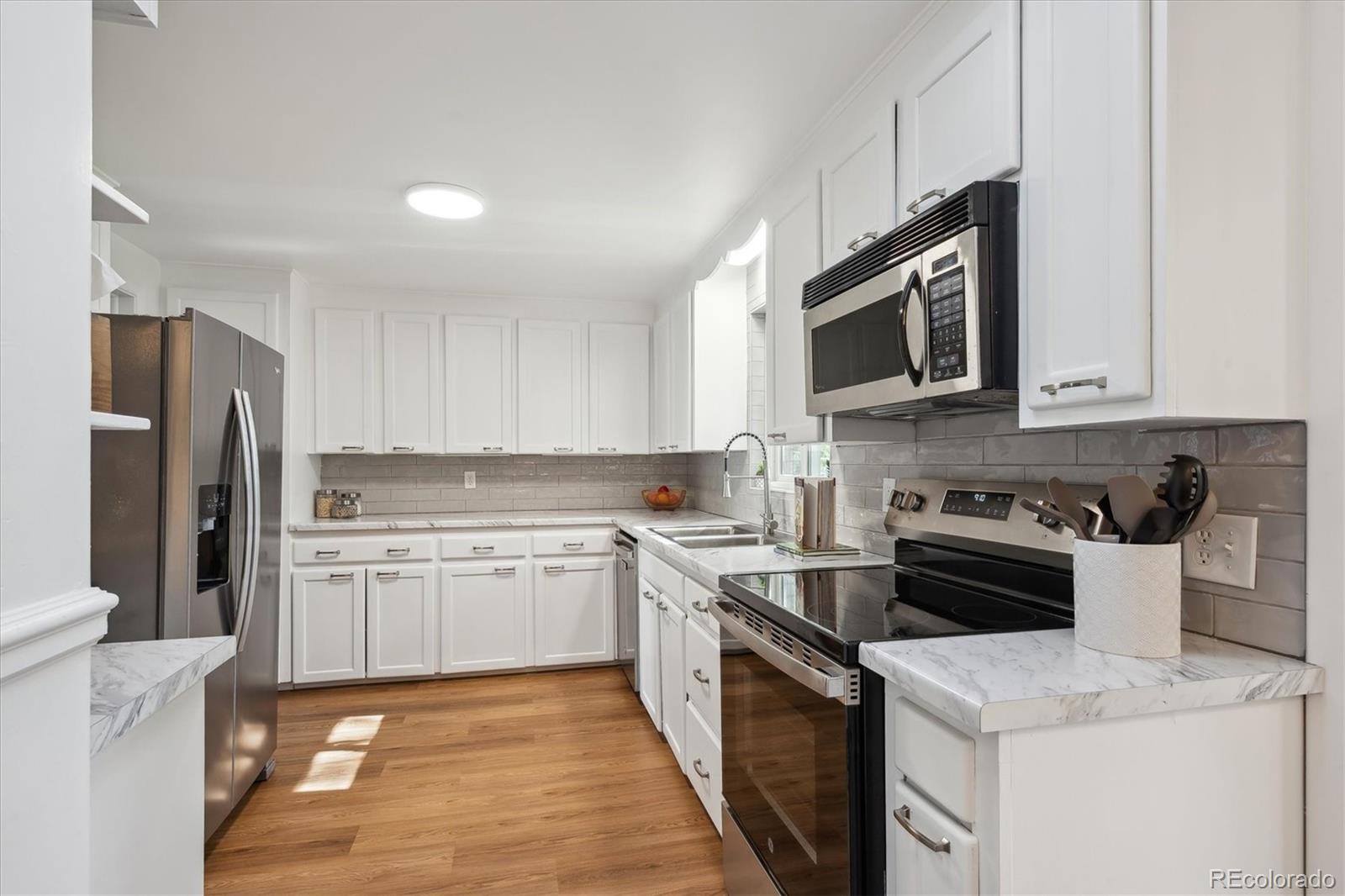 MLS Image #9 for 2330  yarrow street,lakewood, Colorado