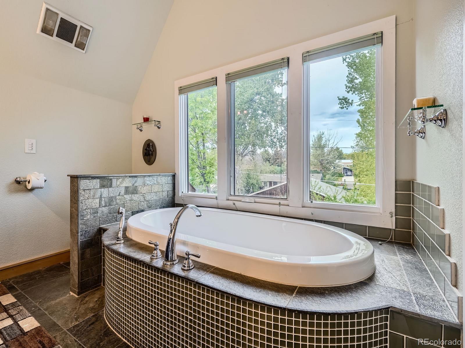 MLS Image #18 for 845  urban street,lakewood, Colorado