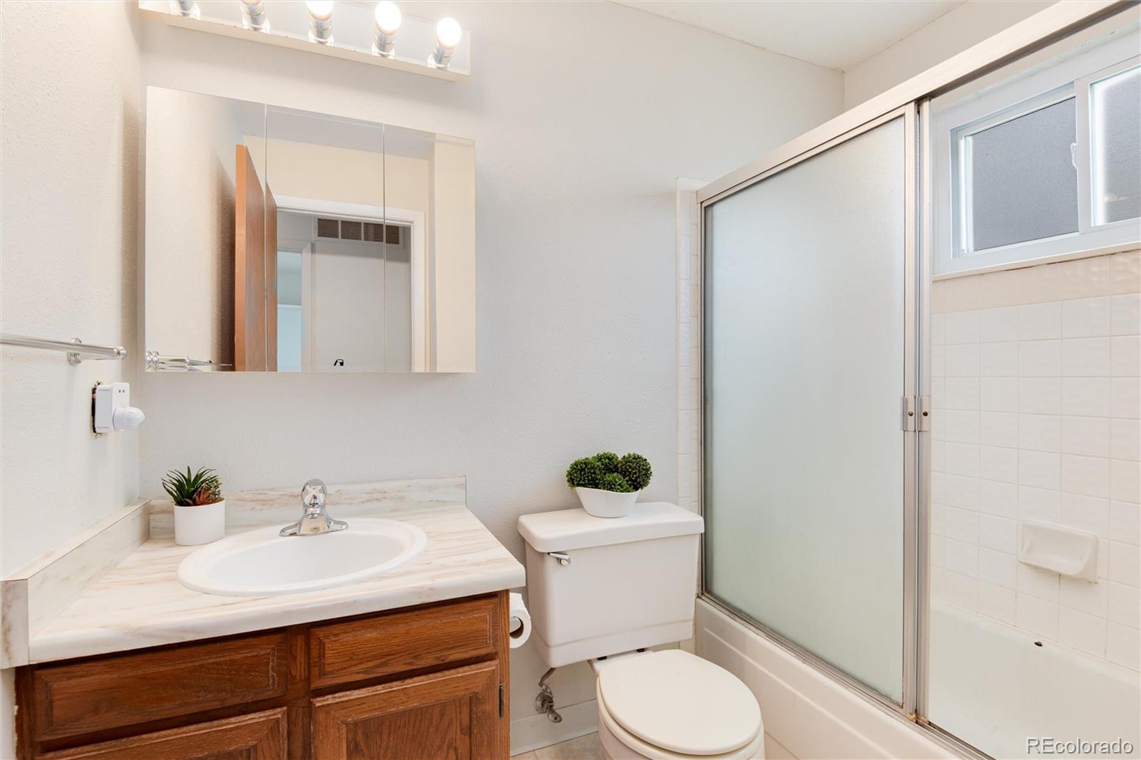 MLS Image #14 for 3961 s uravan street,aurora, Colorado