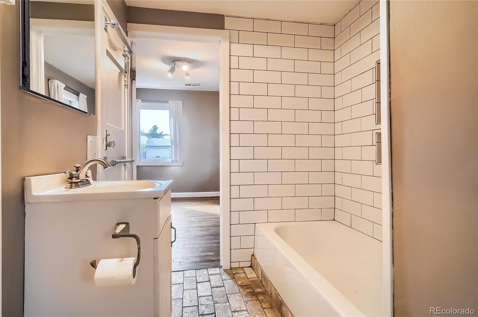 MLS Image #16 for 3074 s elati street,englewood, Colorado