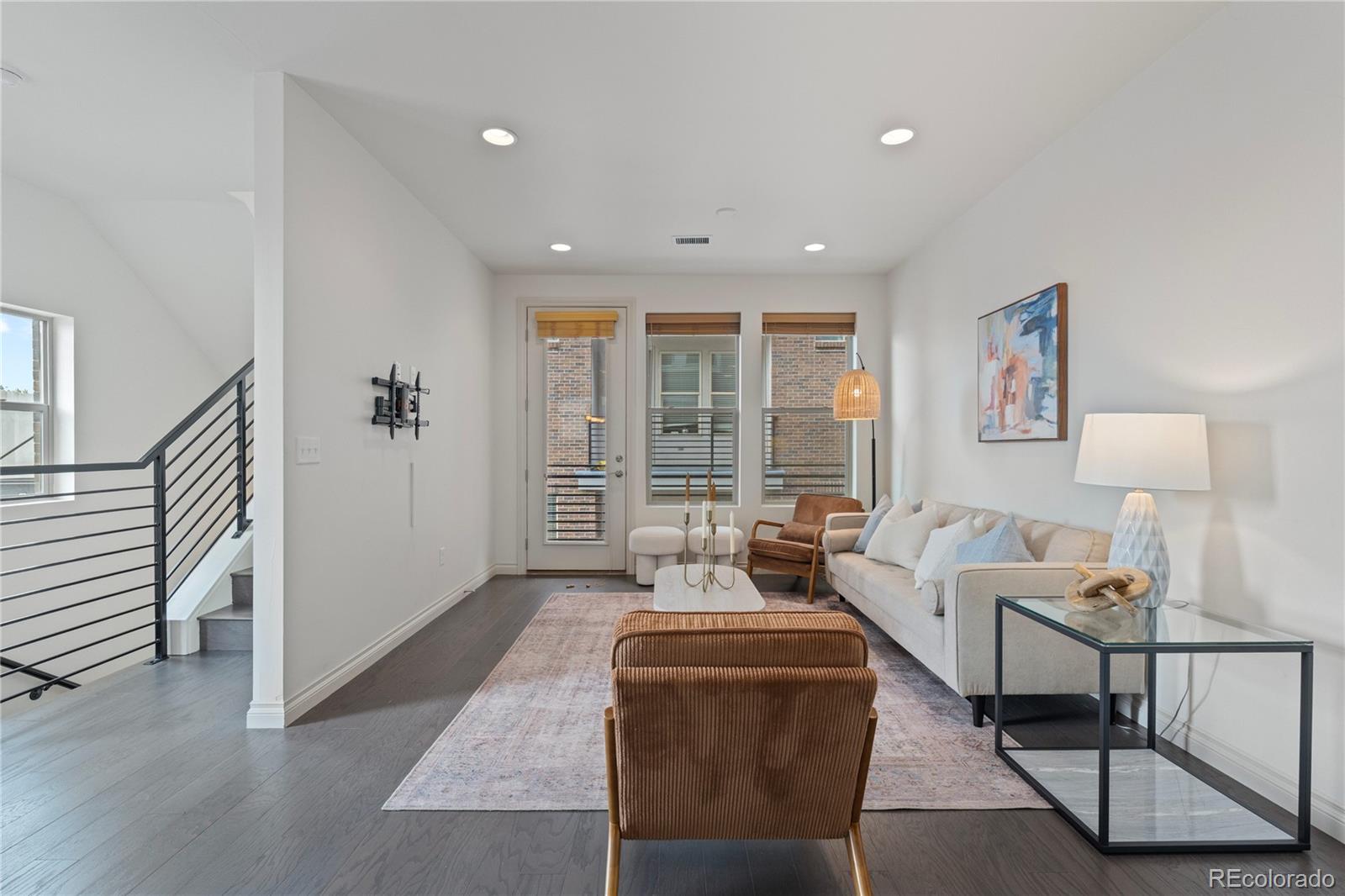 MLS Image #14 for 1325  jackson street,denver, Colorado