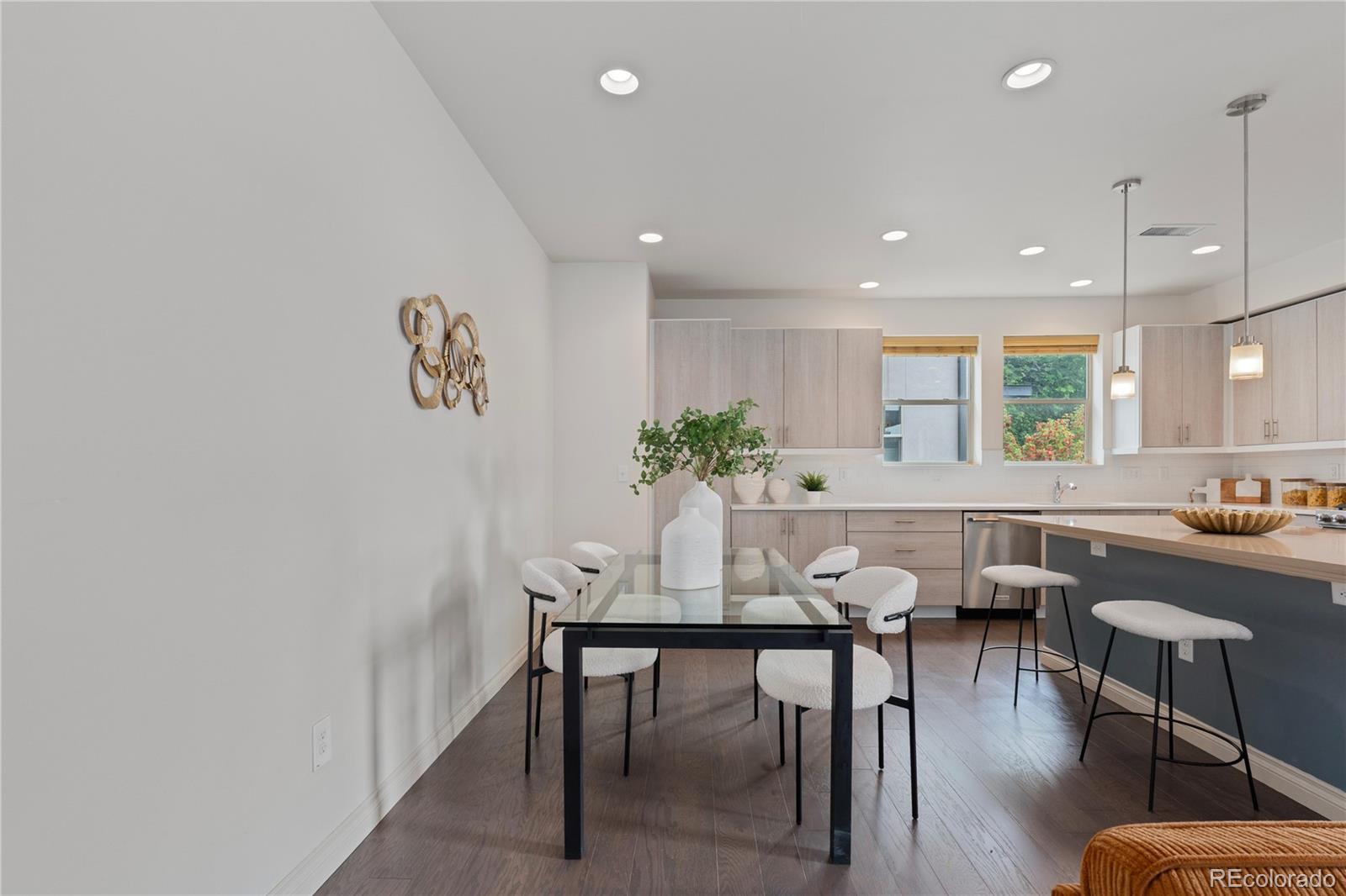 MLS Image #18 for 1325  jackson street,denver, Colorado